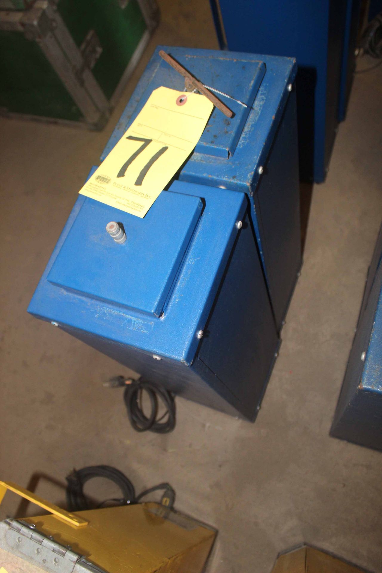 LOT OF ELECTRODE ROD OVENS