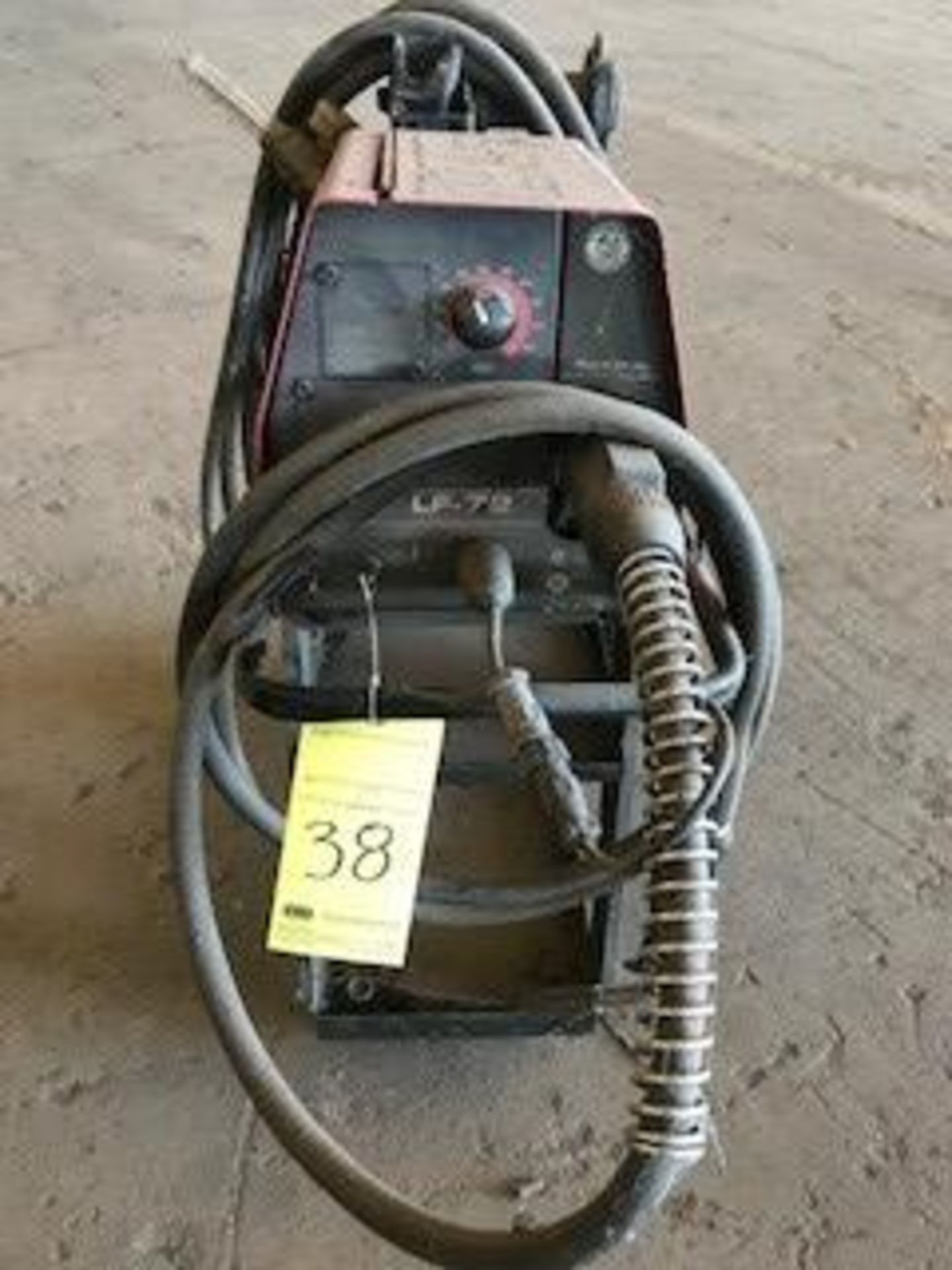 Wire Feeder, Lincoln Mld. LF-72 with carriage, S/N U1121100754