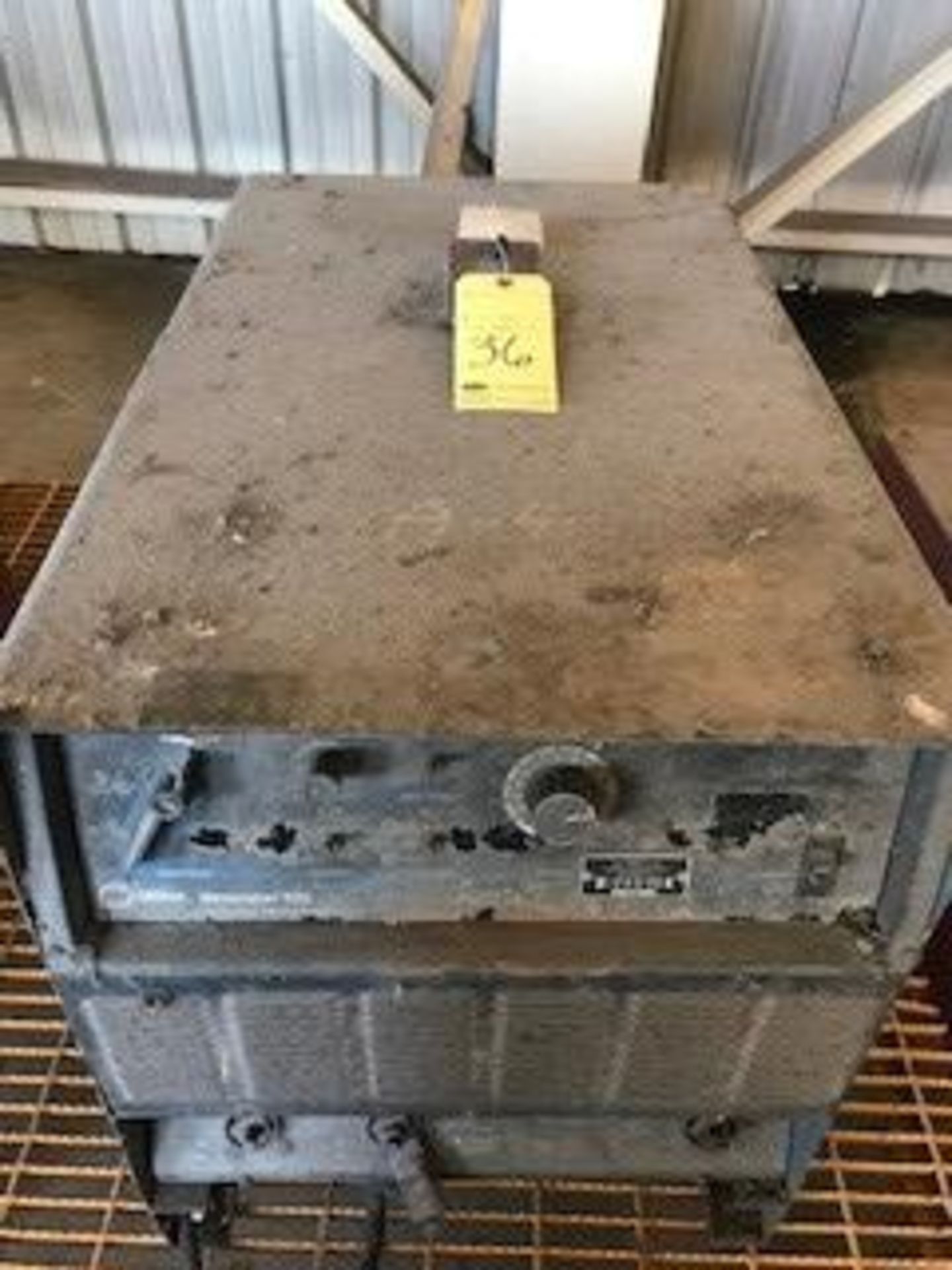 Welding Power Source, Miller Mdl. Dimension 452, S/N KH363707