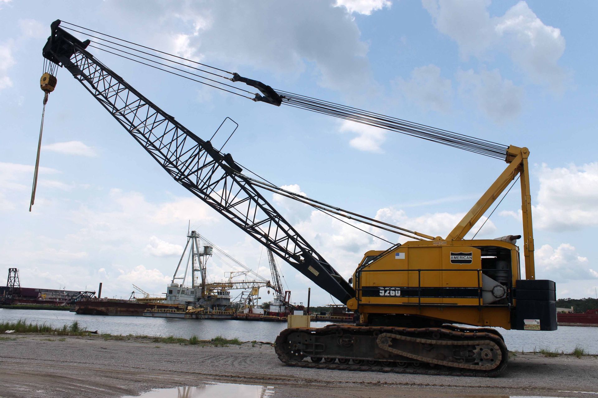 Crawler Crane, American Model 9260, rebuilt 2014, 125 ton cap., approx. 50' boom, S/N GS18128