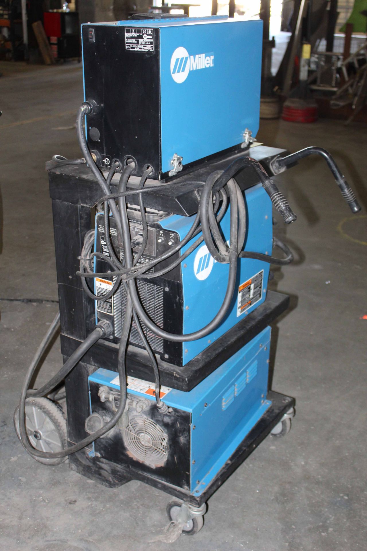 WELDING MACHINE, MILLER ALUMAPOWER 350MPA, new 2012, Miller XR-AlumaFeed wire feeder, Coolmate - Image 2 of 2