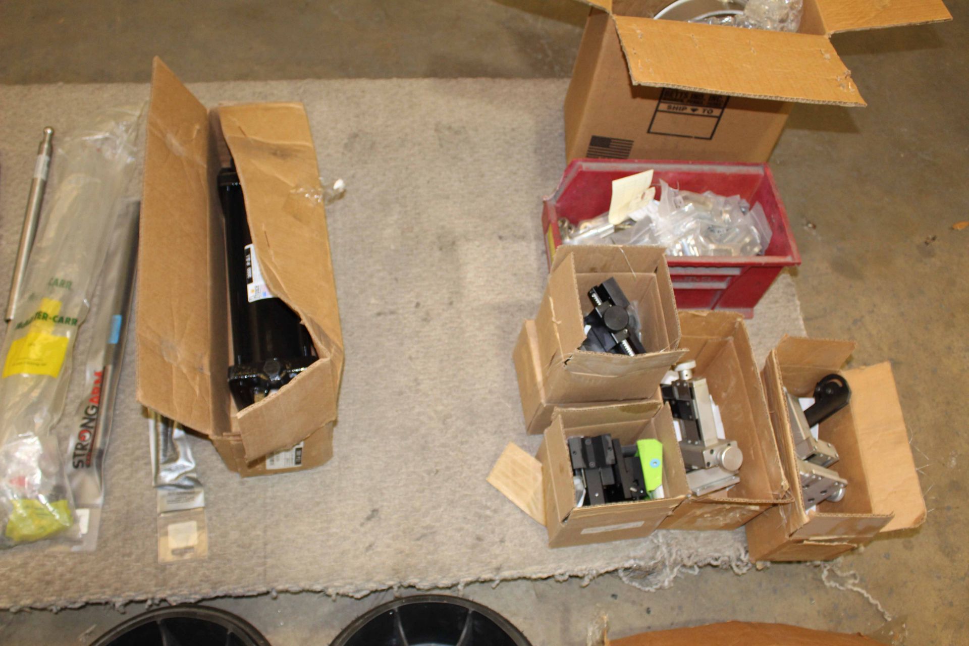 LOT OF TRAILER PARTS (on one pallet) - Image 4 of 5