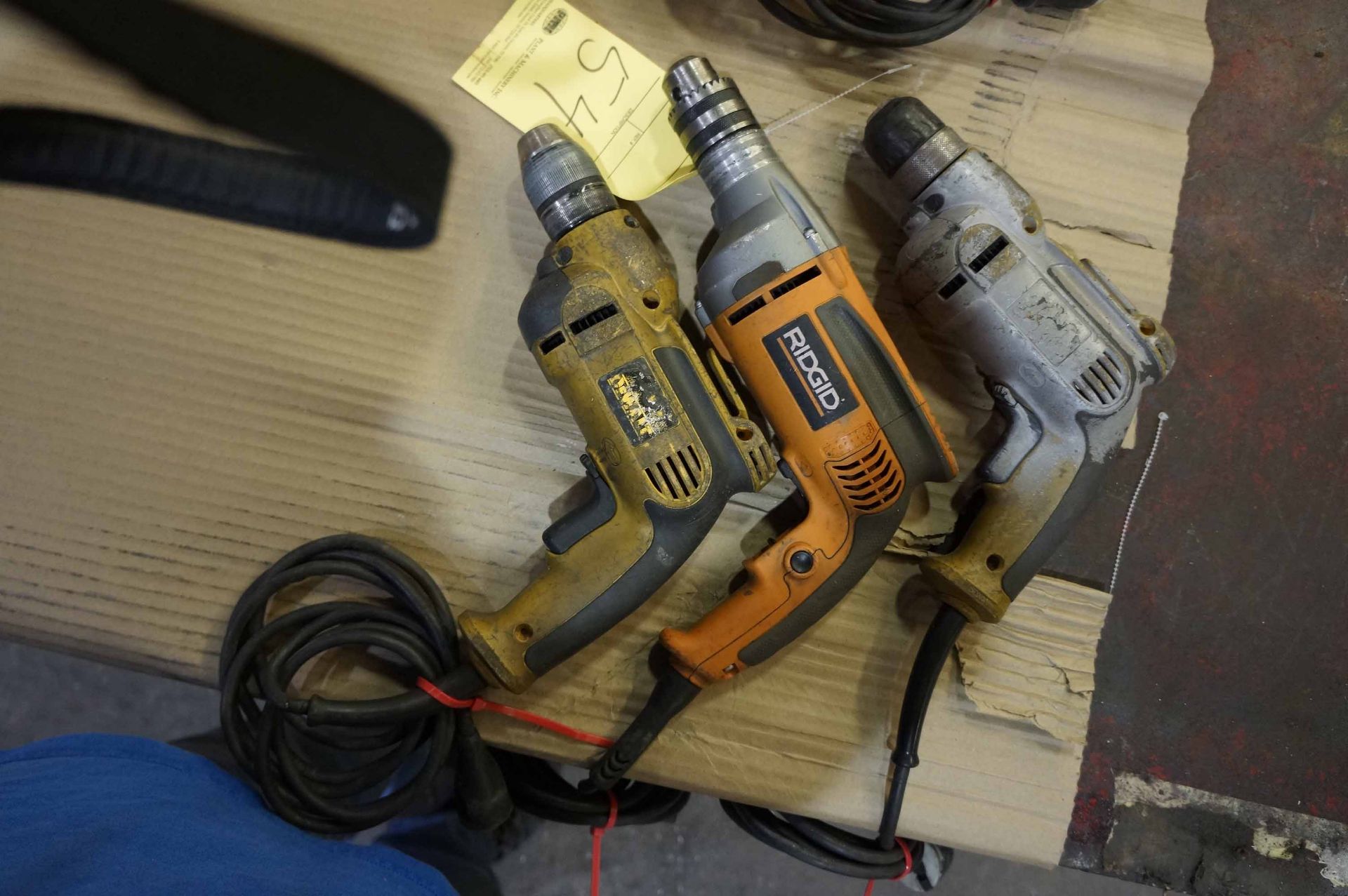 LOT OF ELECTRIC DRILLS