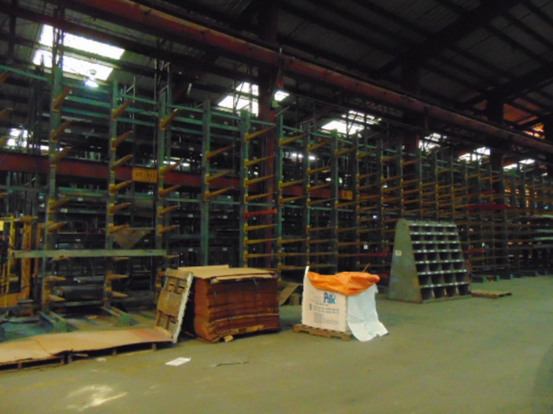 SINGLE SIDED CANTILEVER RACK SECTIONS (Location: Bldg. 601)