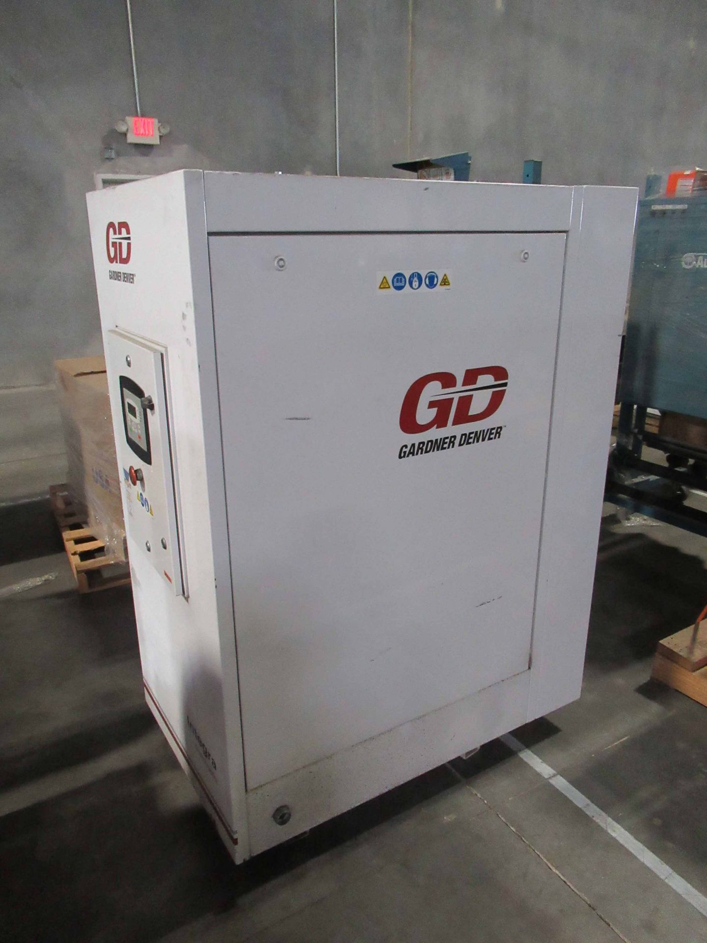 ROTARY SCREW AIR COMPRESSOR, GARDNER DENVER INTEGRA MDL. EFC99J, 25 HP motor, 125 PSI, 460 v. (