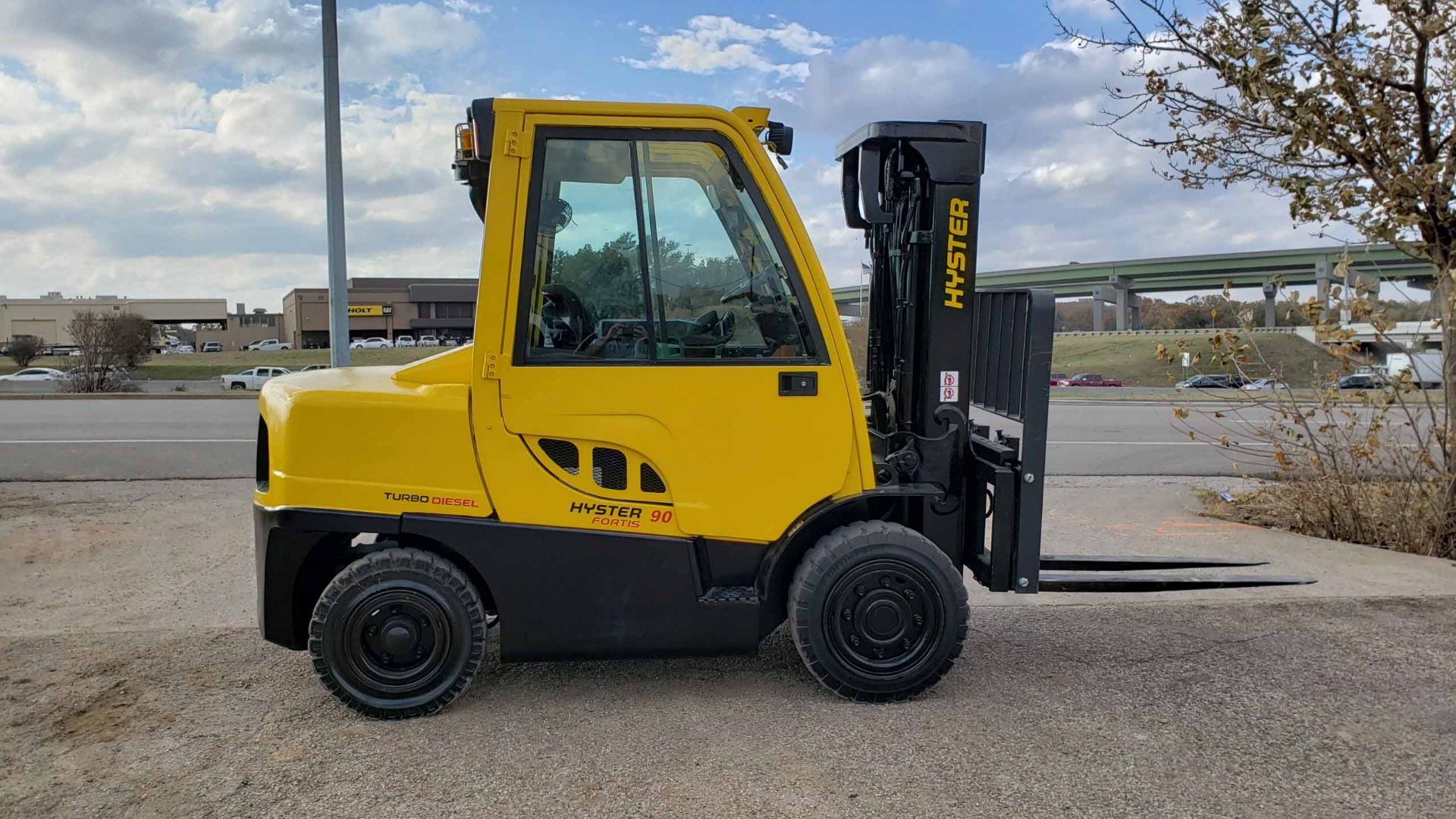 FORKLIFT, HYSTER, 9,000 LB. CAP., MDL. H90FT, new 2012, diesel engine, 89"/185" 3-stage mast, side - Image 6 of 14