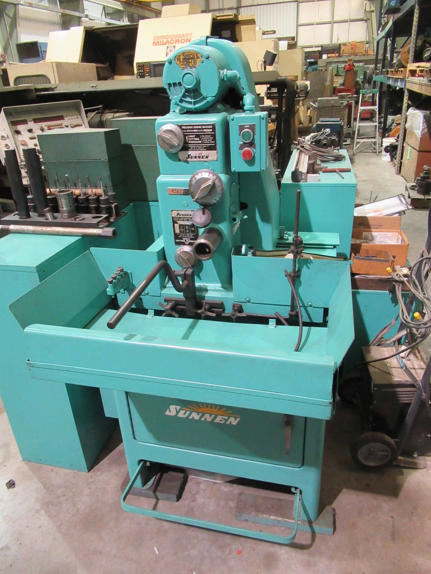 HONE, SUNNEN MDL. MBB1650-JIC, large qty. of tooling, S/N 50185, (Location 5: Gates Machine Tool