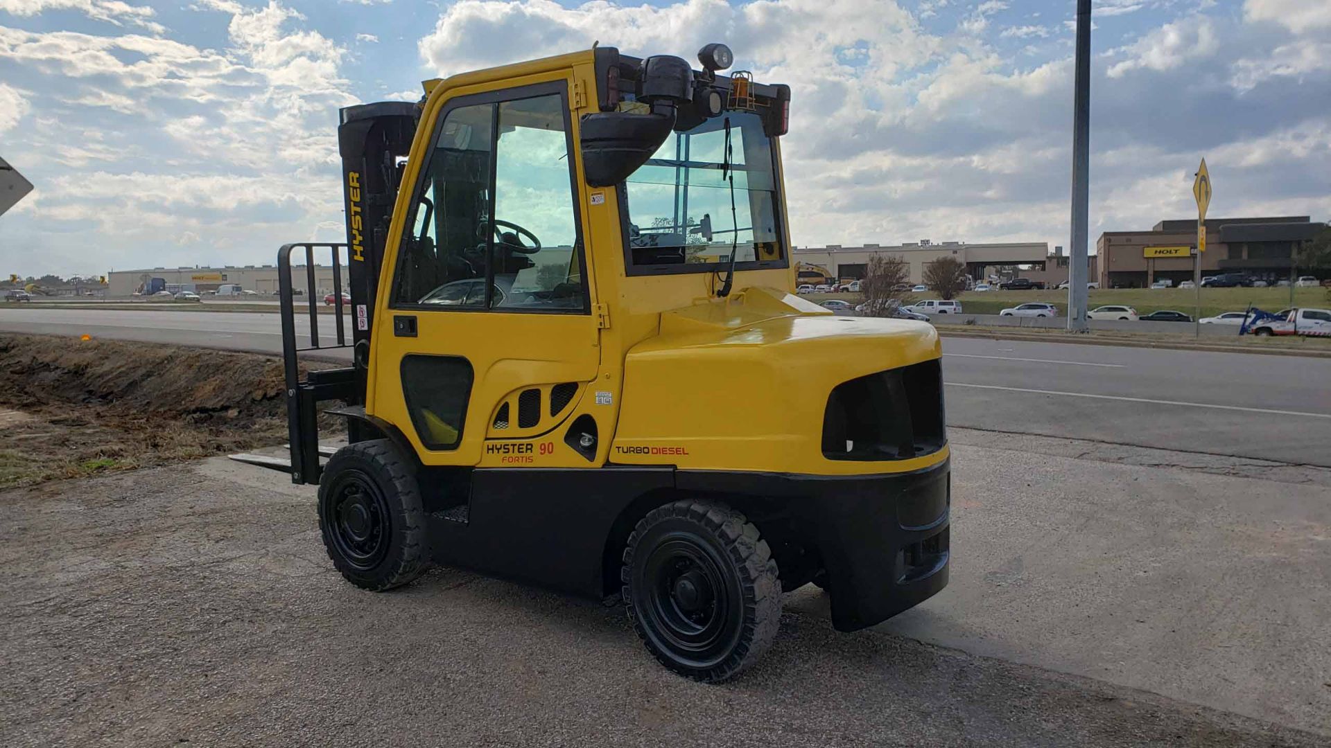 FORKLIFT, HYSTER, 9,000 LB. CAP., MDL. H90FT, new 2012, diesel engine, 89"/185" 3-stage mast, side - Image 2 of 14