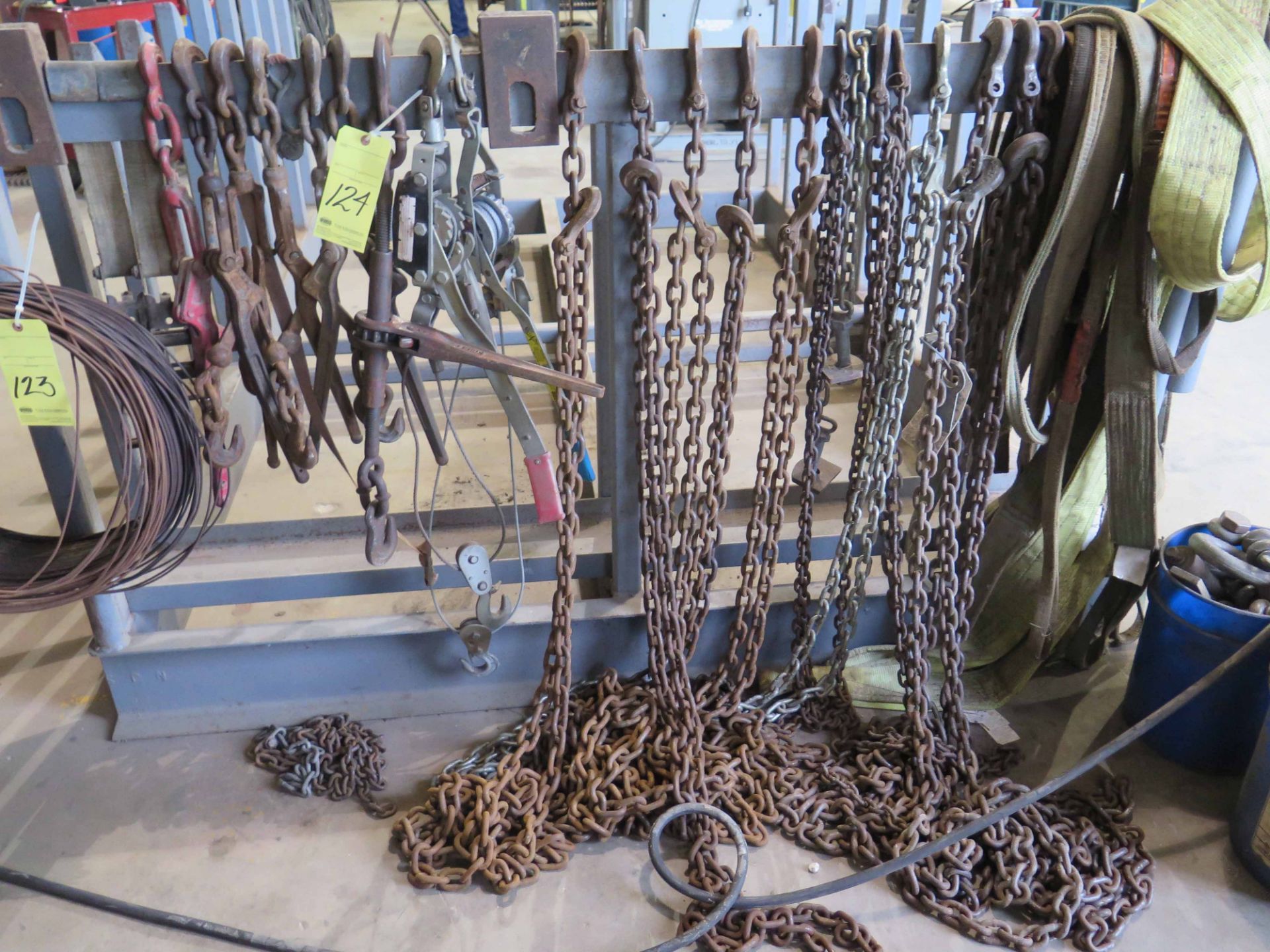 LOT CONSISTING OF: chain, binders, rigging chain, straps & come-alongs