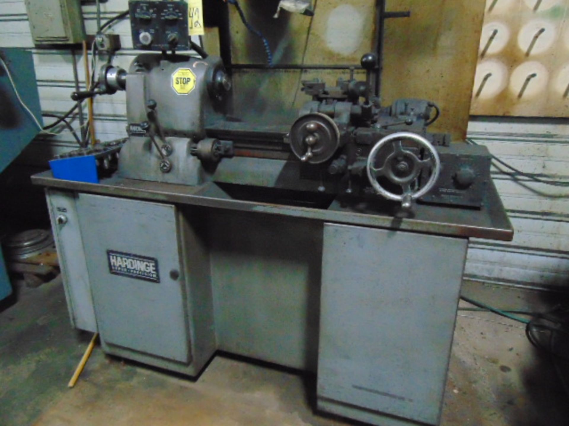 CHUCKER, HARDINGE MDL. HC, 6 pos. turret, spds: 125-3000 RPM, lever type collet closer, assorted