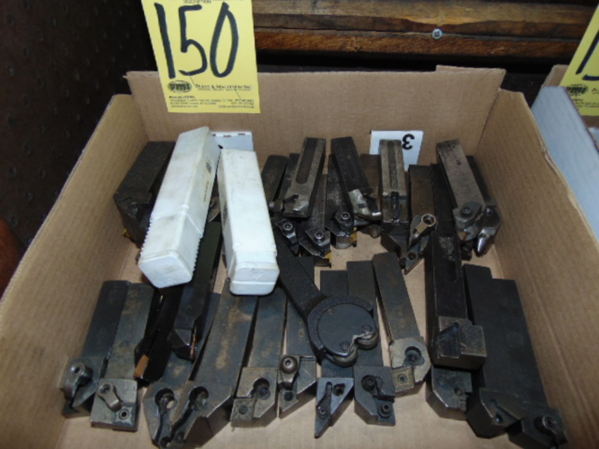 LOT OF INDEXABLE TURNING HOLDERS, assorted (in one box)