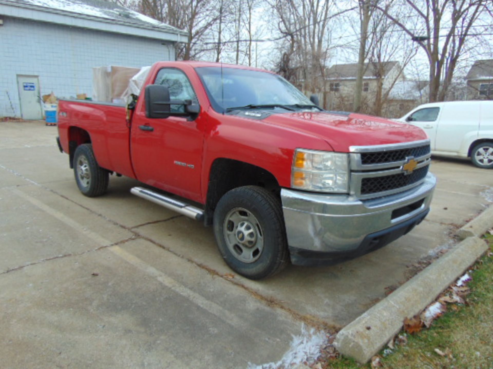 PICKUP TRUCK, 2013 CHEVROLET MDL. 2500HD 4X4, Vortex V8 engine, bed liner, Odo: approx. 170,000 - Image 2 of 7