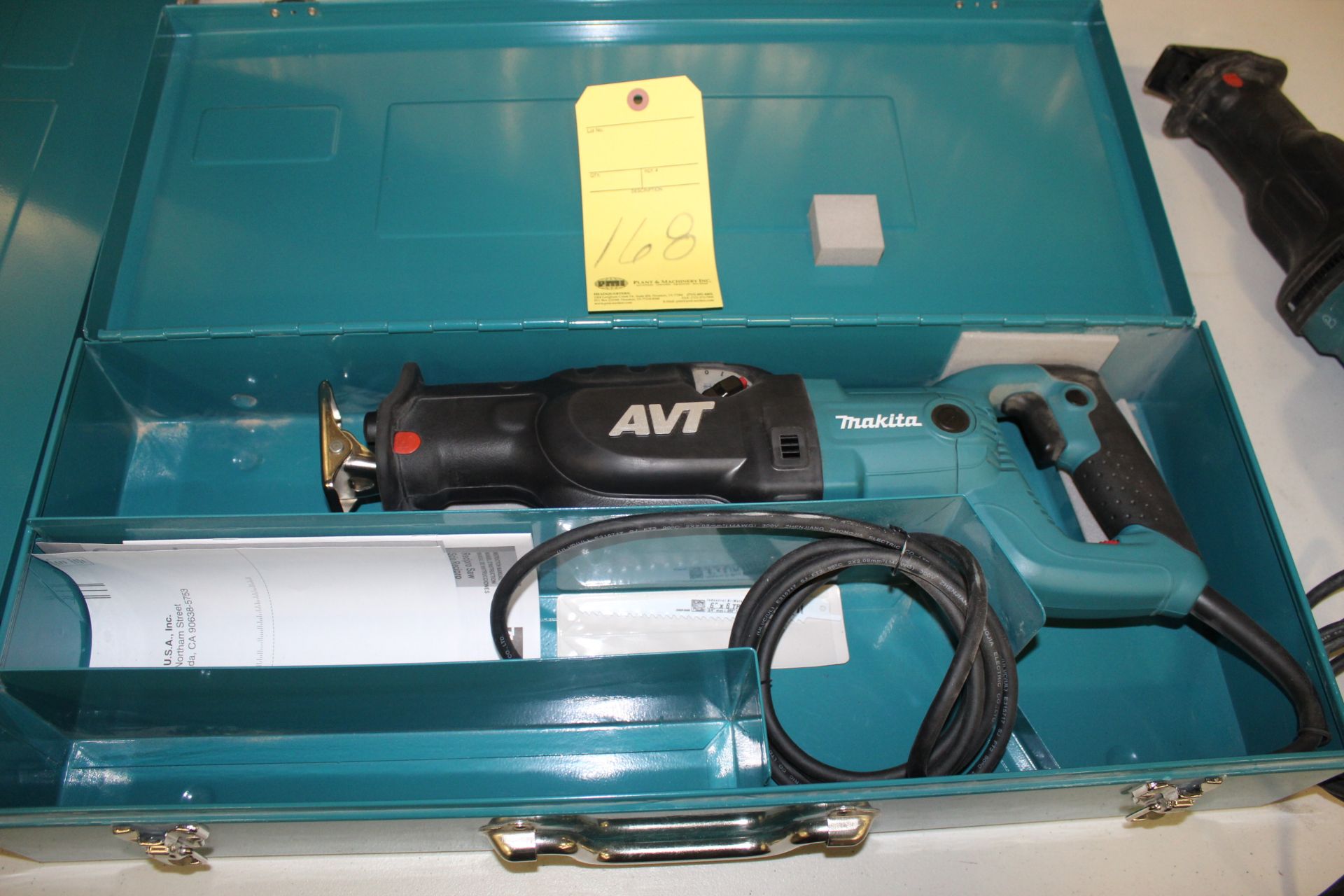 ELECTRIC SAWZALL, MAKITA AVT, in case