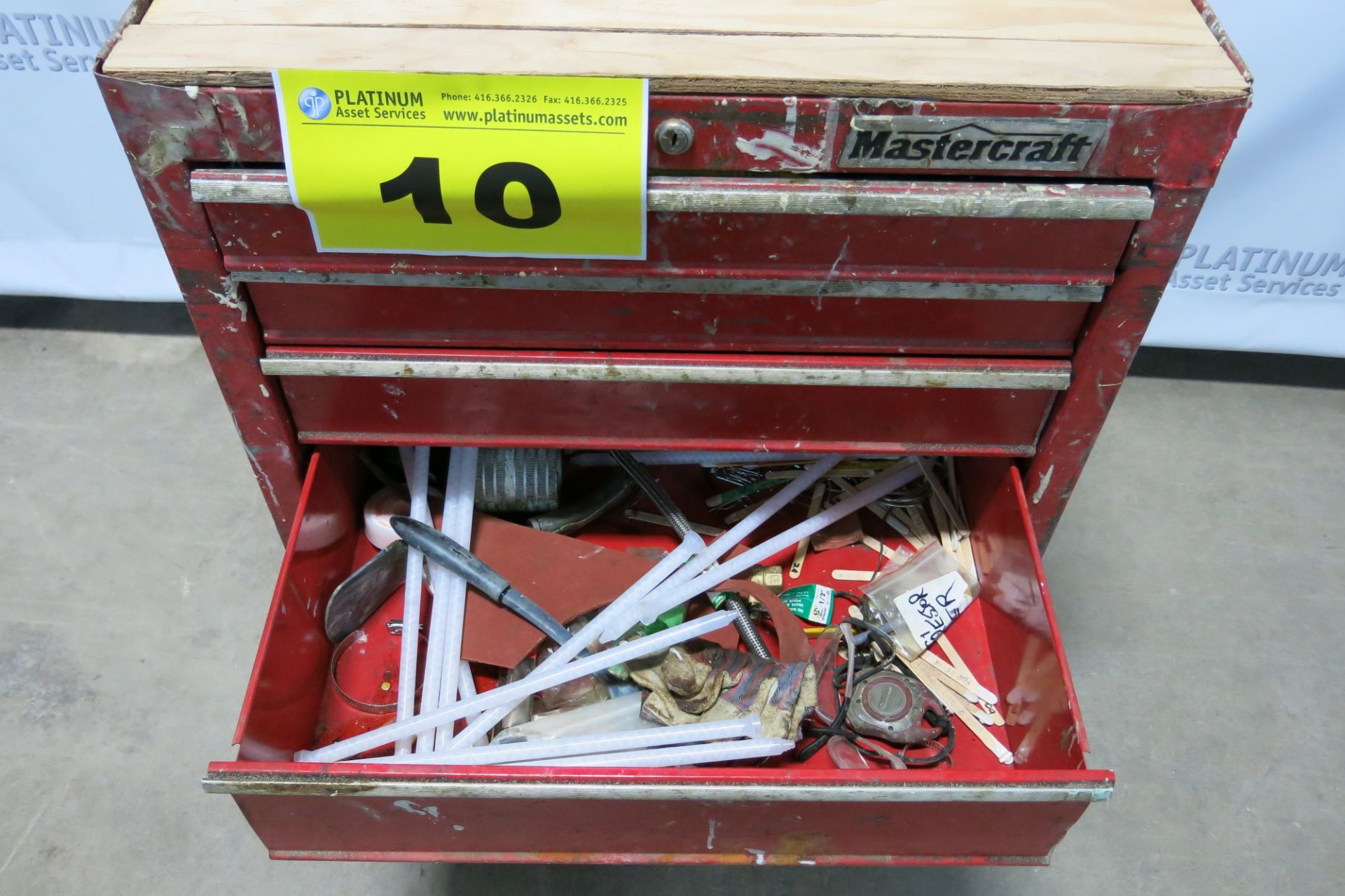 MASTERCRAFT, 5 DRAWER, RED, TOOL BOX ON WHEELS WITH CONTENTS - Image 7 of 8