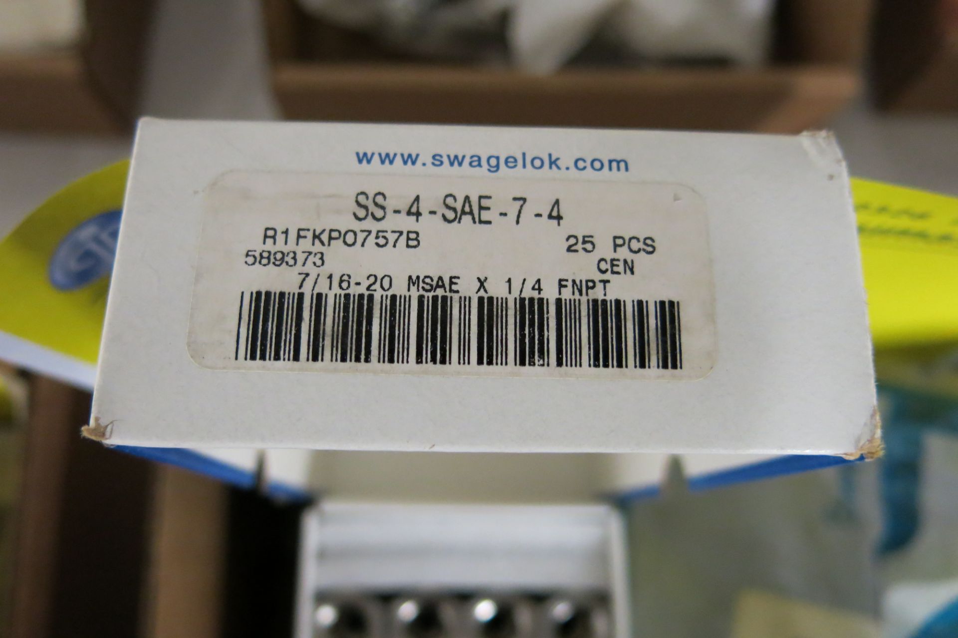 LOT OF SWAGELOK, SS-4-SAE-7-4, STAINLESS STEEL, 1/4", PIPE FITTINGS - NEW - Image 3 of 3