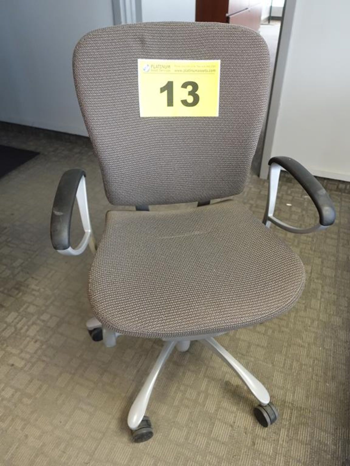 GRAY, FABRIC OFFICE CHAIR ON CASTERS