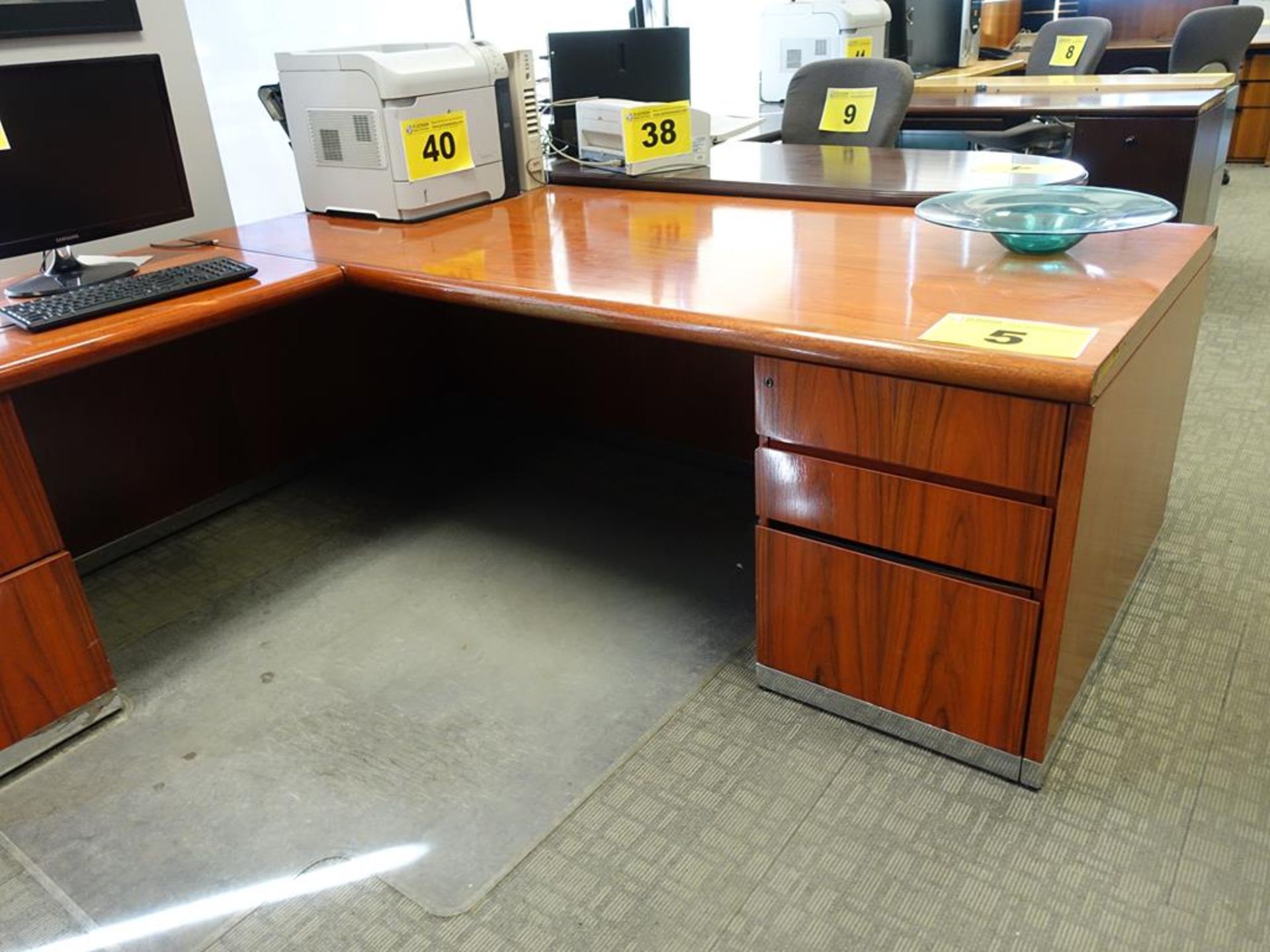 L-SHAPED, WOOD DESK WITH GLASS BOWL - Image 3 of 3