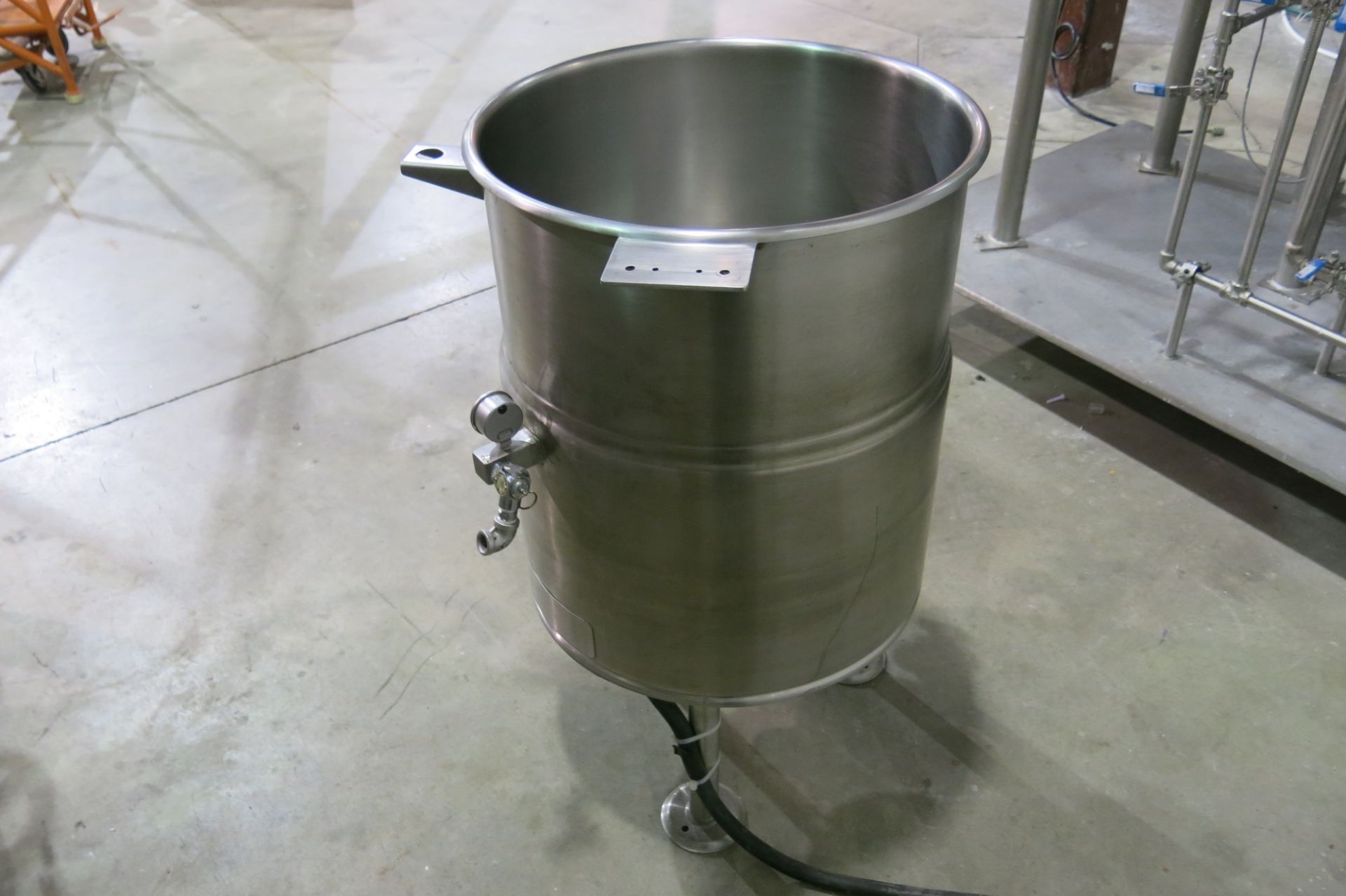 CLEVELAND RANGE, KEL-25 GALLON, STAINLESS STEEL, ELECTRIC STEAM KETTLE, S/N WT2429-05K-01, ( - Image 4 of 7