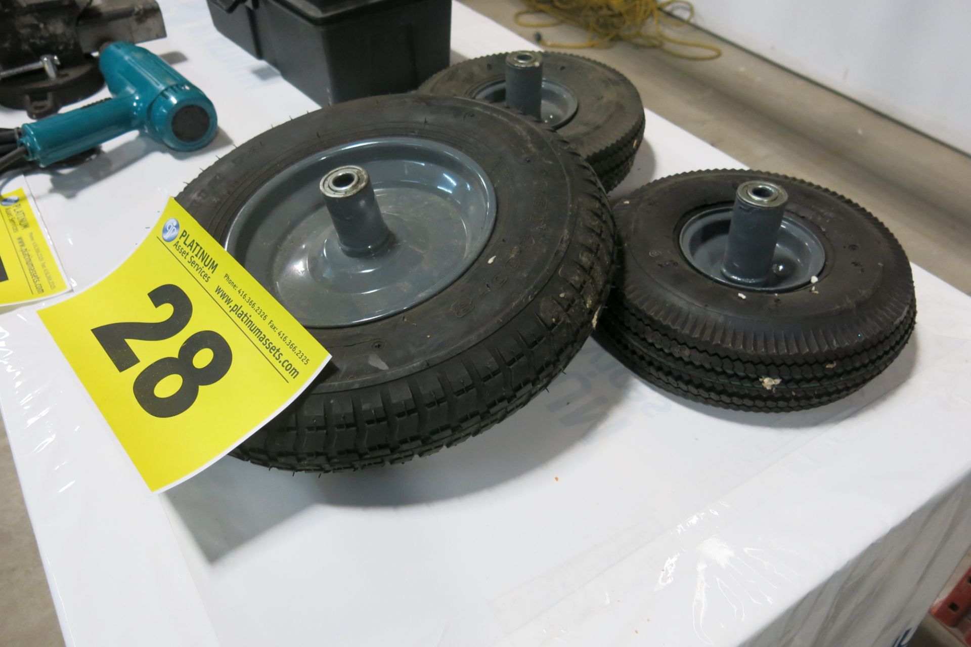 LOT OF (3) ASSORTED TIRES - Image 2 of 5