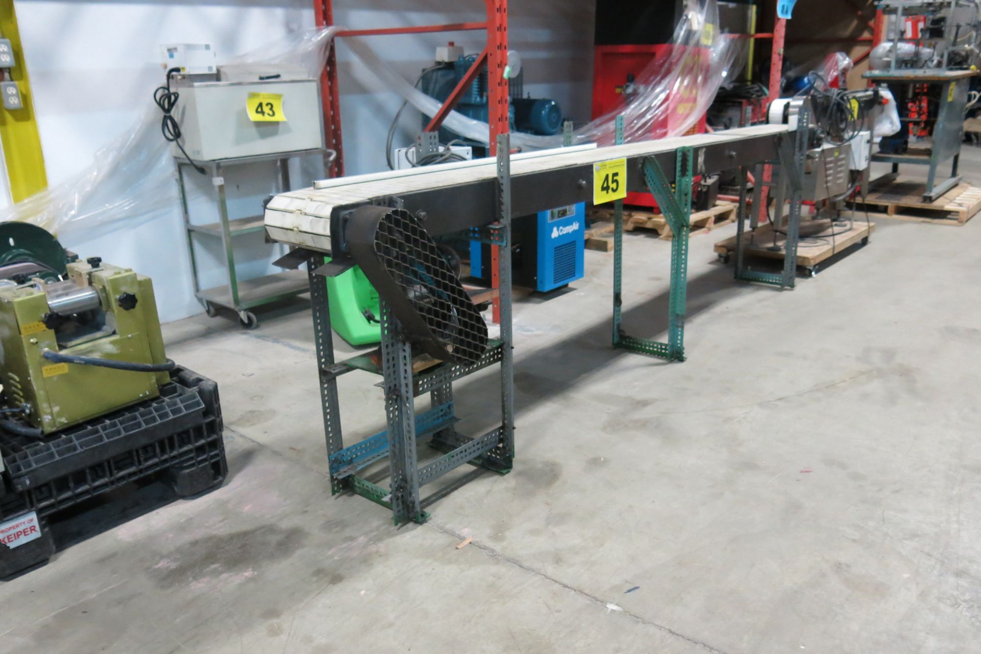 VARIABLE SPEED BELT CONVEOR (12" X 12')