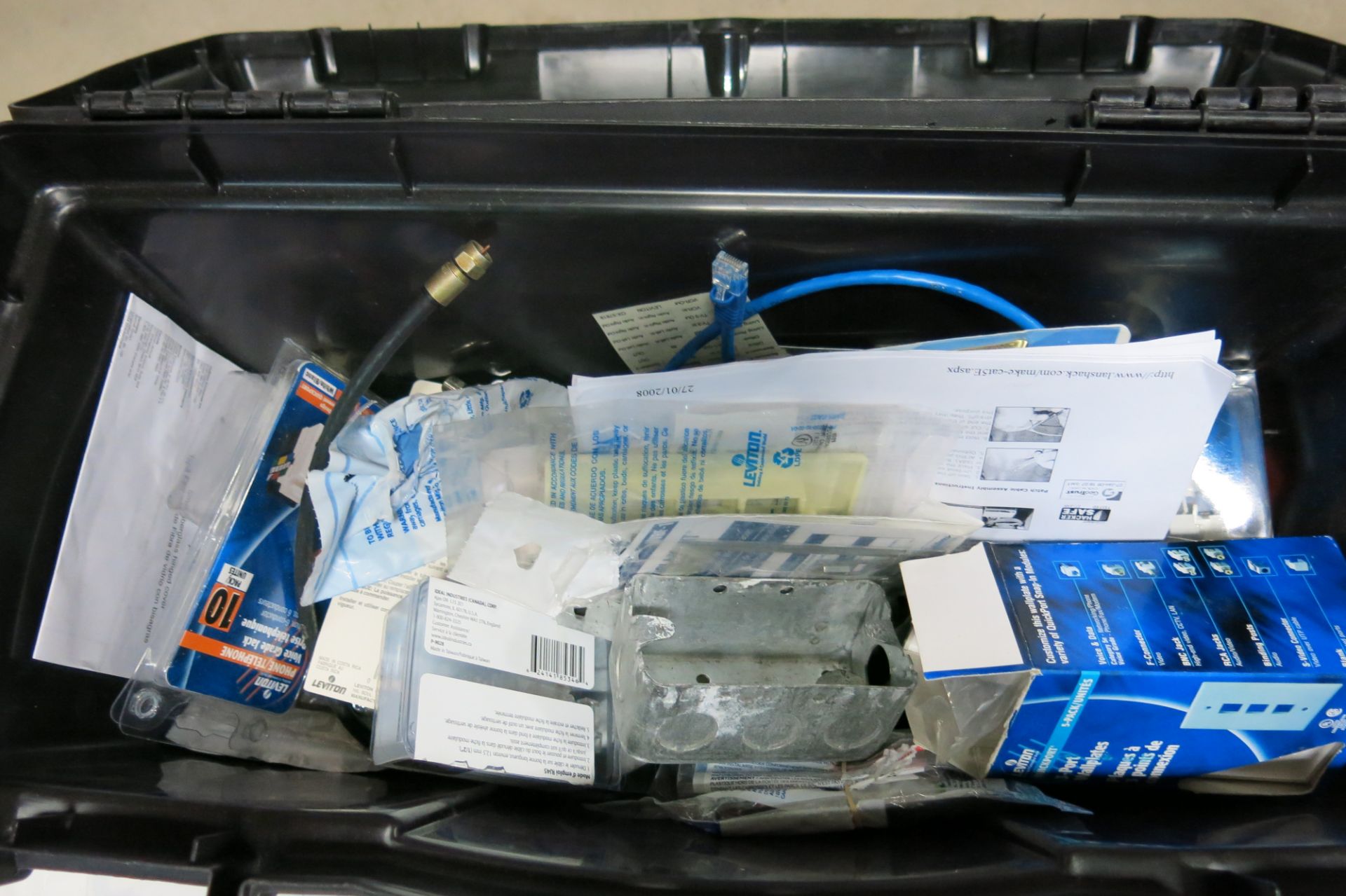 TOOL BOX WITH CONTENTS - Image 2 of 2