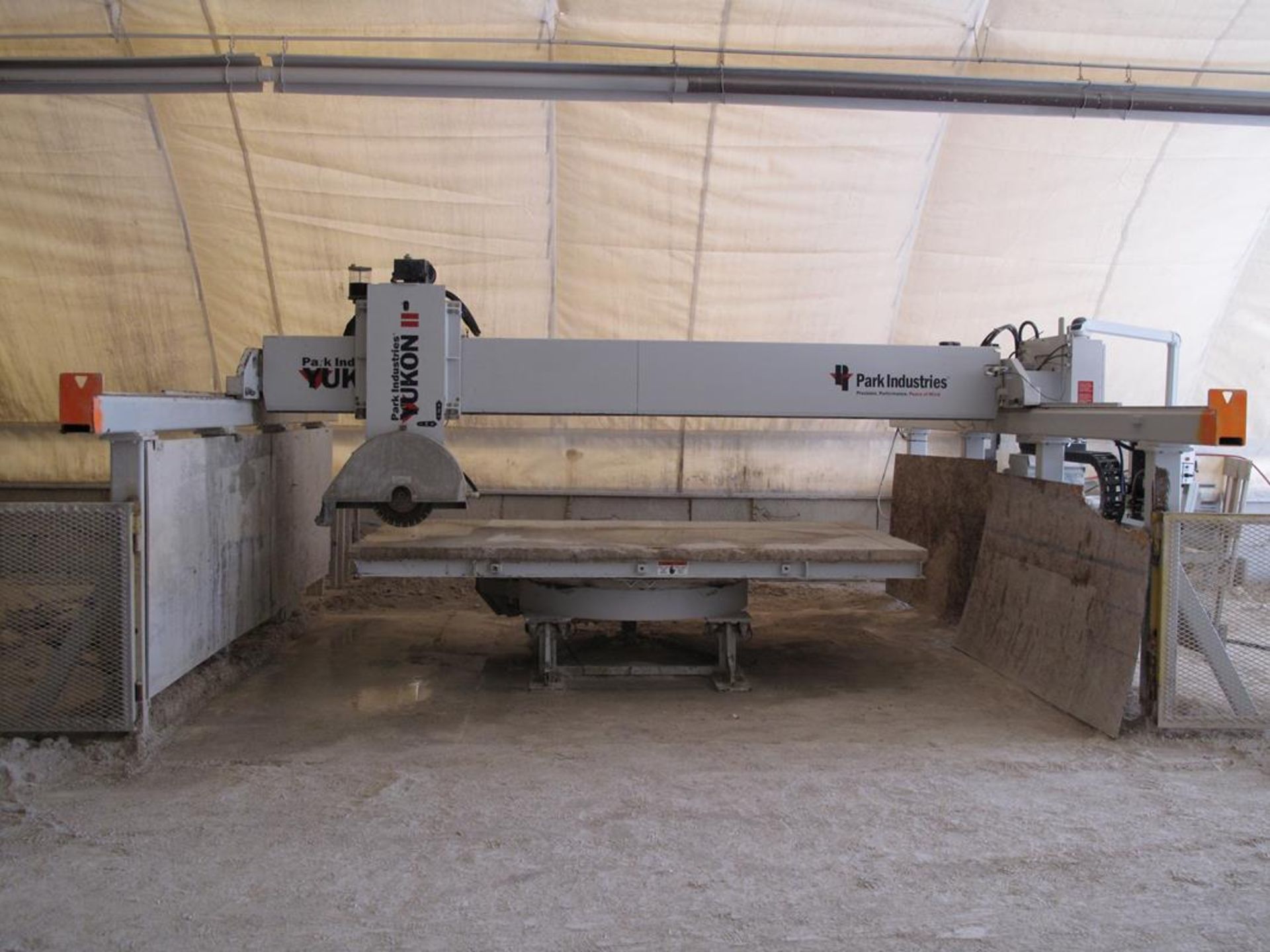 PARK INDUSTRIES, YUKON II, STONE CUTTER, 12' TABLE, S/N 211859, 2015 (LOCATED IN MAR, ONTARIO) - Image 2 of 12