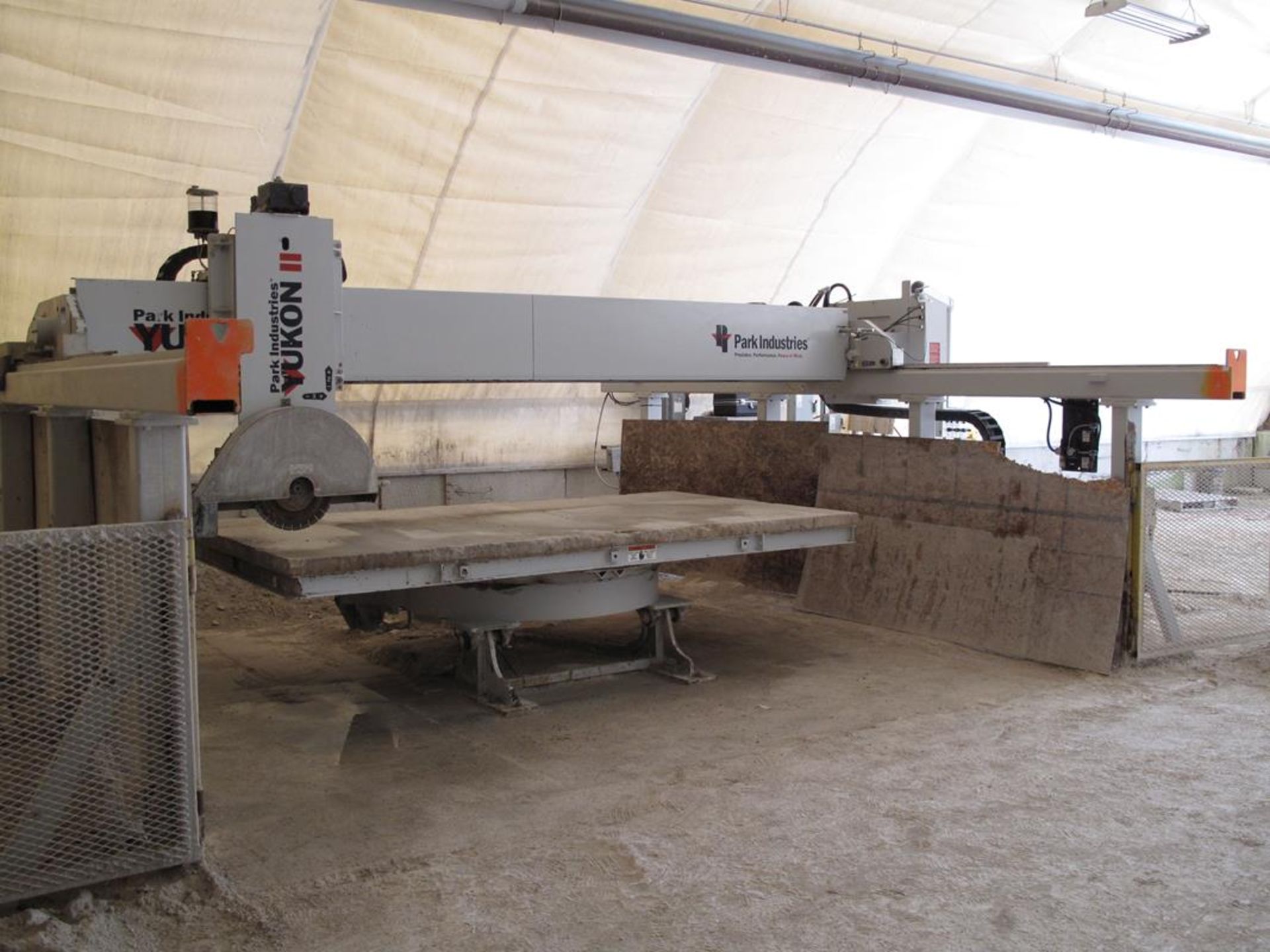 PARK INDUSTRIES, YUKON II, STONE CUTTER, 12' TABLE, S/N 211859, 2015 (LOCATED IN MAR, ONTARIO)