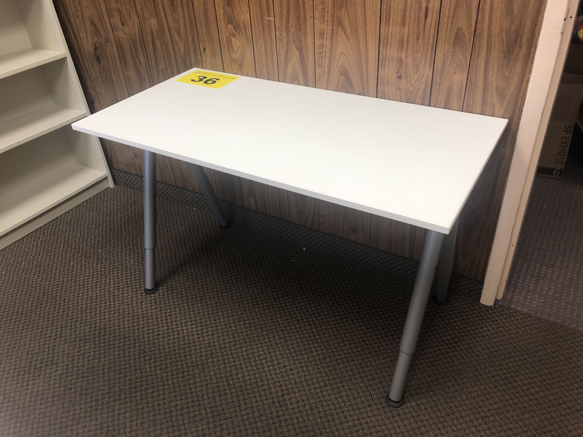 WHITE DESK WITH METAL LEGS