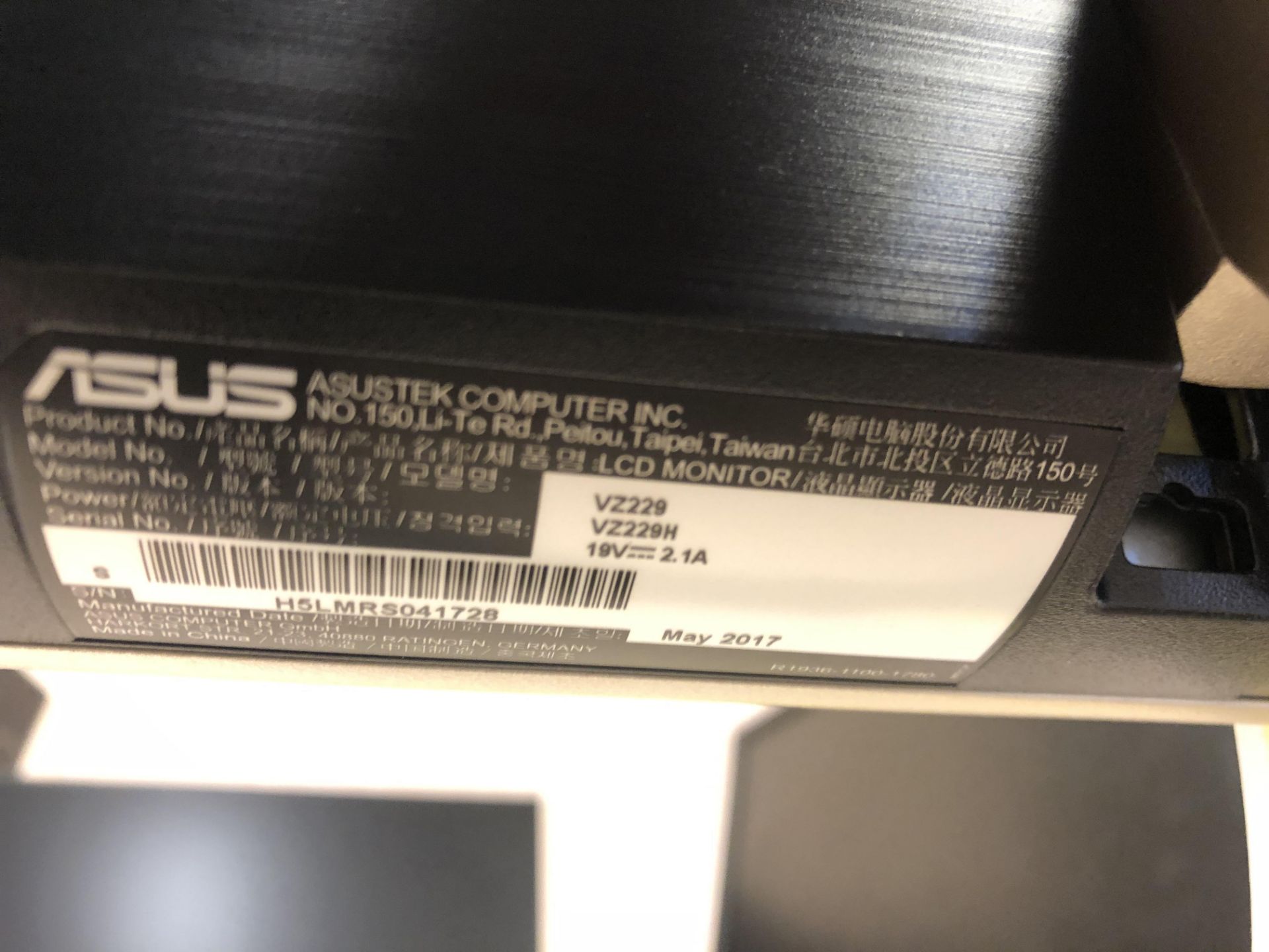 ASUS, VZ229, 22", LED COLOUR MONITOR, 2017, S/N H5LMRS041726 - Image 2 of 2