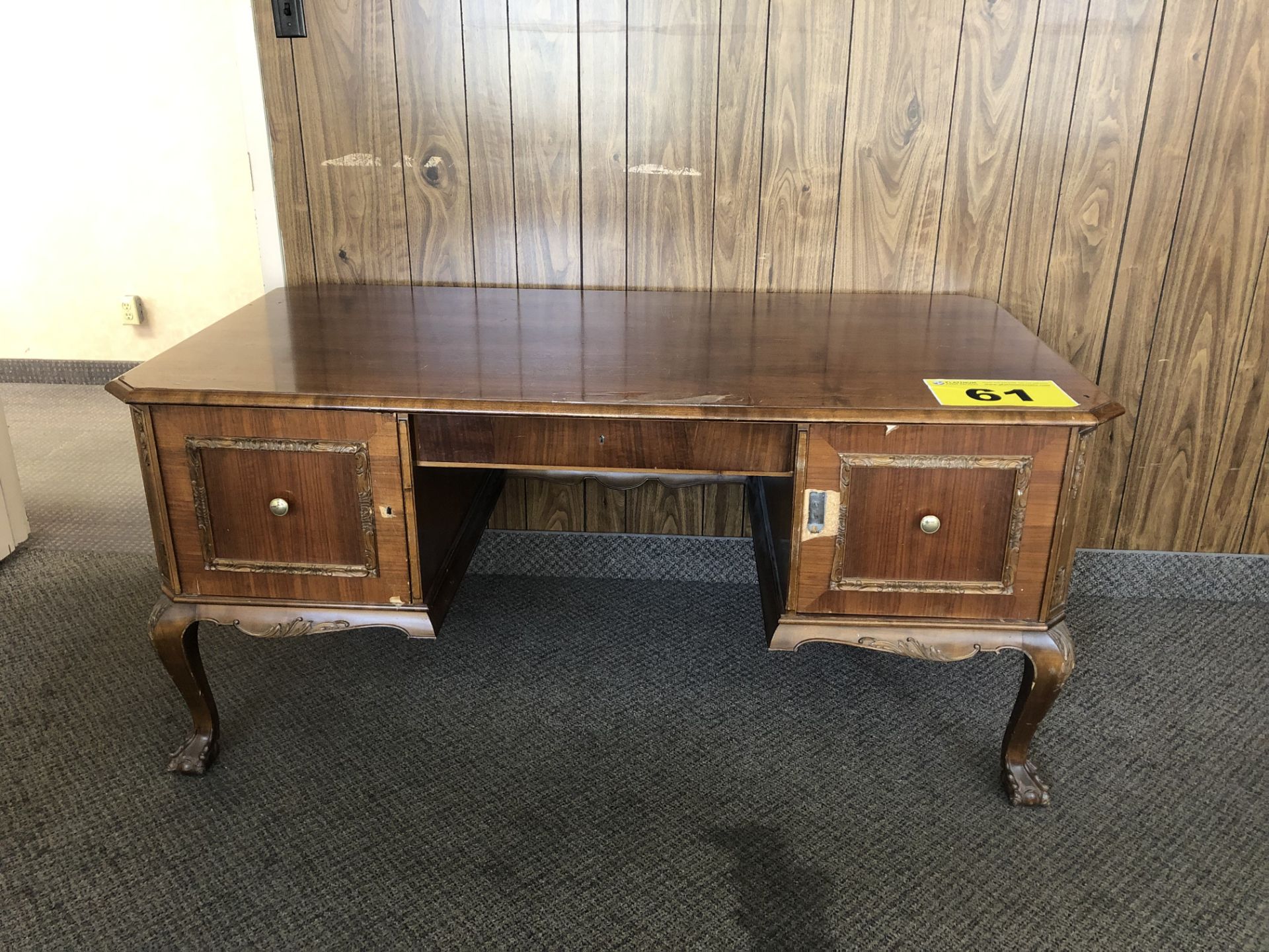 ANTIQUE DESK