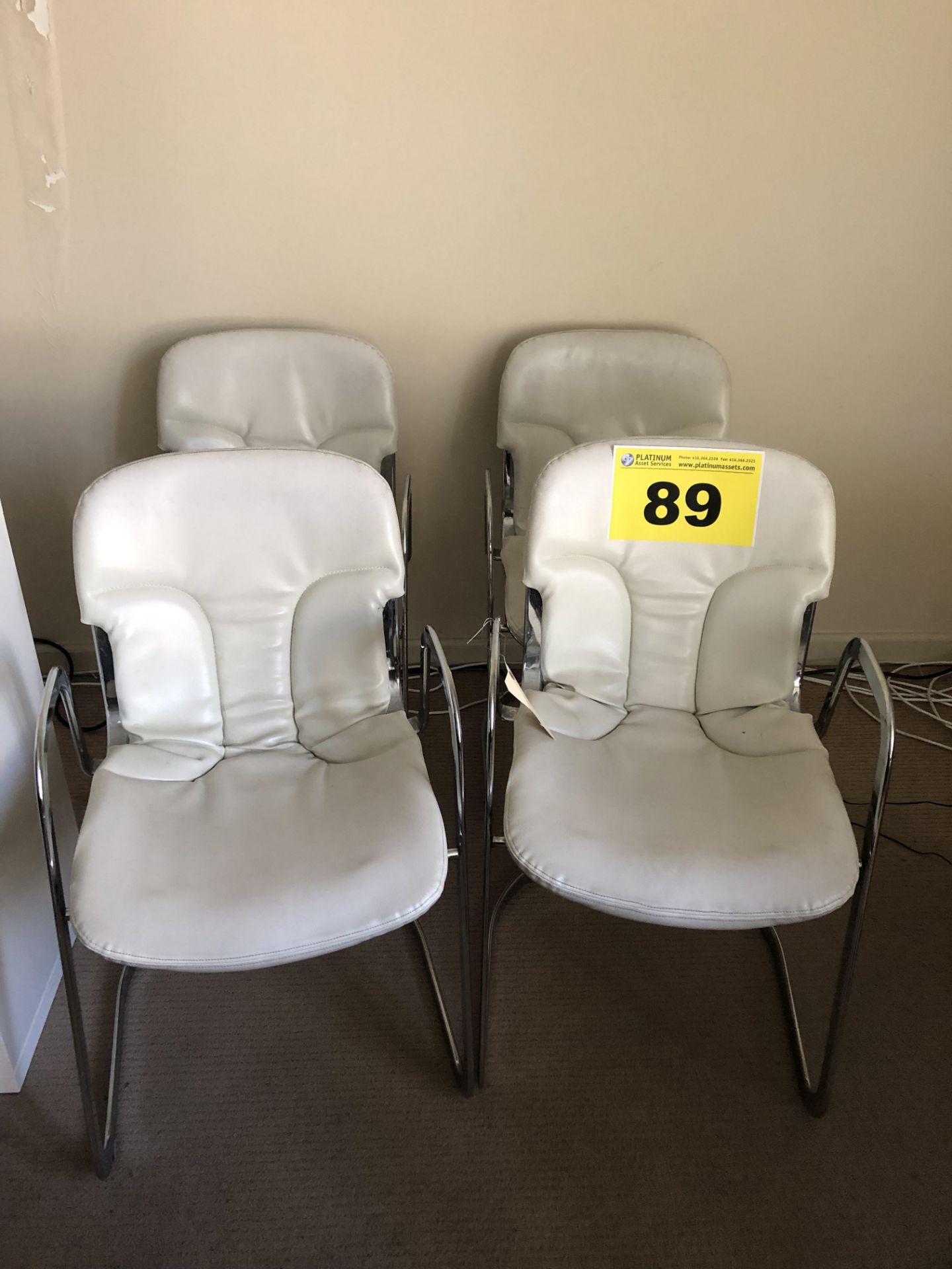 LOT OF (4) CHAIRS