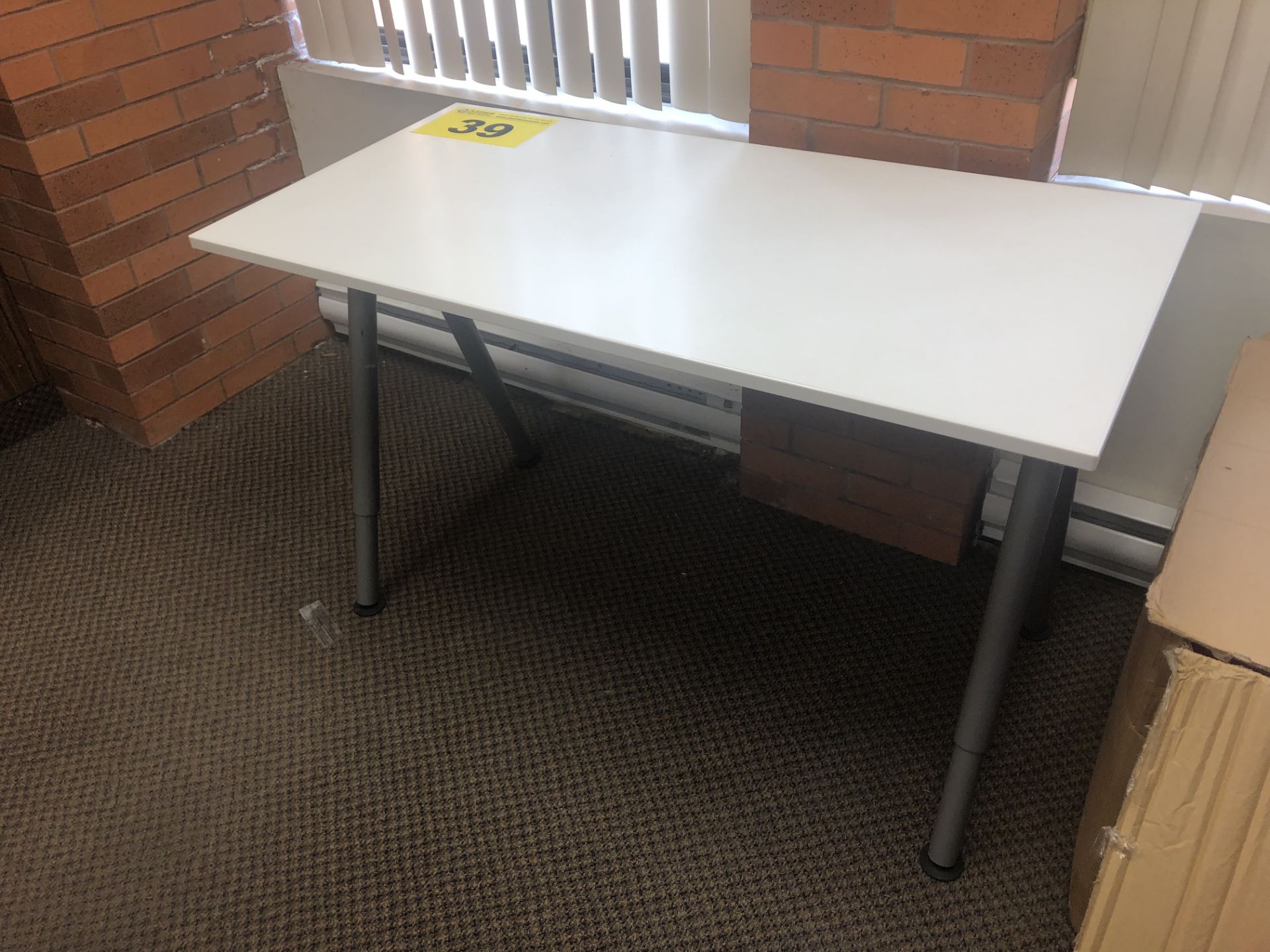 WHITE DESK WITH METAL LEGS