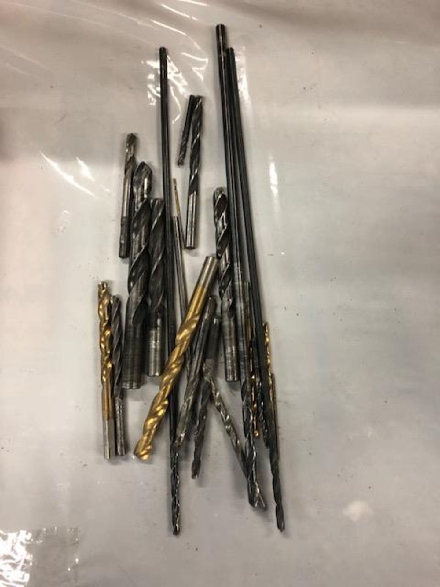 LOT OF ASSORTED DRILL BITS - Image 3 of 4