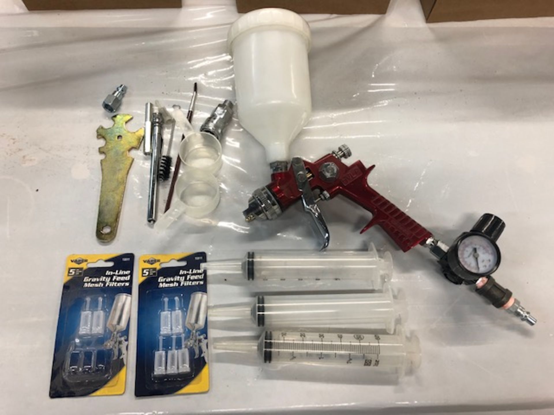 HVLP, AIR PAINT GUN WITH ACCESSORIES