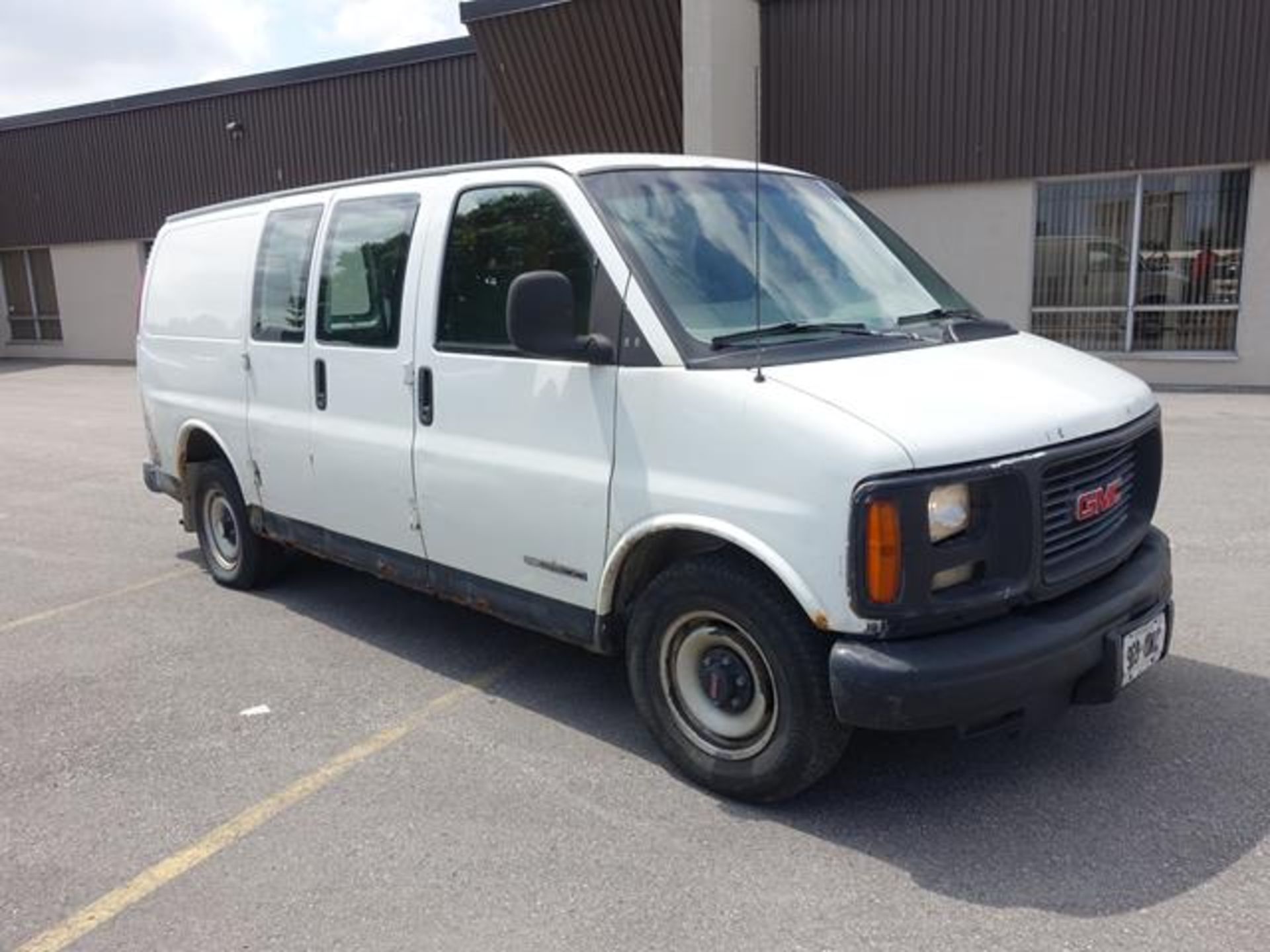 GMC, SAVANA, WORK VAN, 334,302 KM, 1999, VIN$ 1GTFG25M0X1135710 - Image 6 of 15