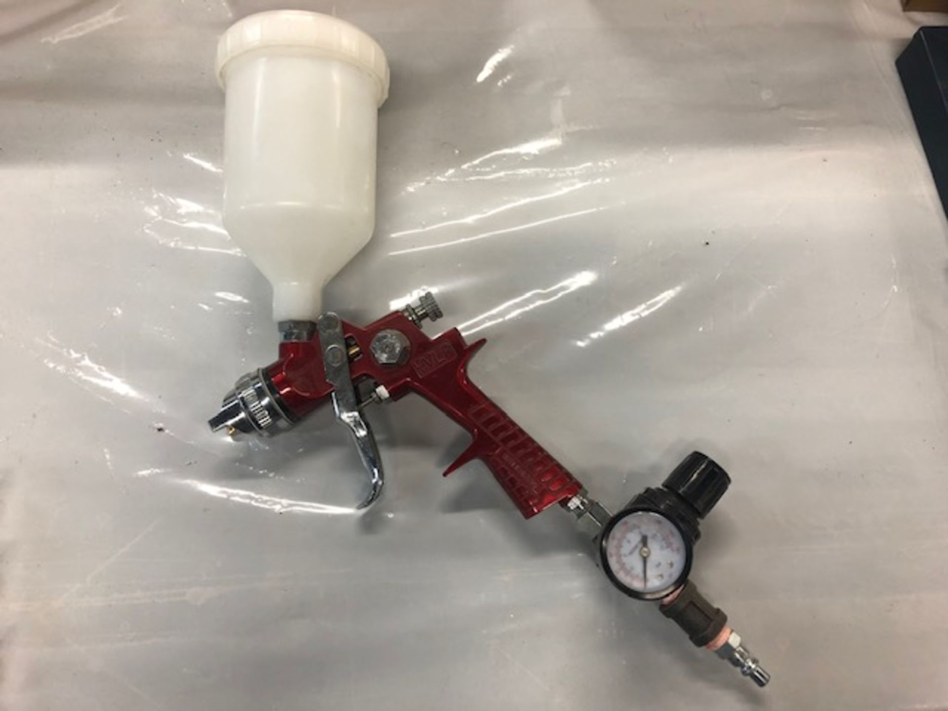 HVLP, AIR PAINT GUN WITH ACCESSORIES - Image 2 of 4