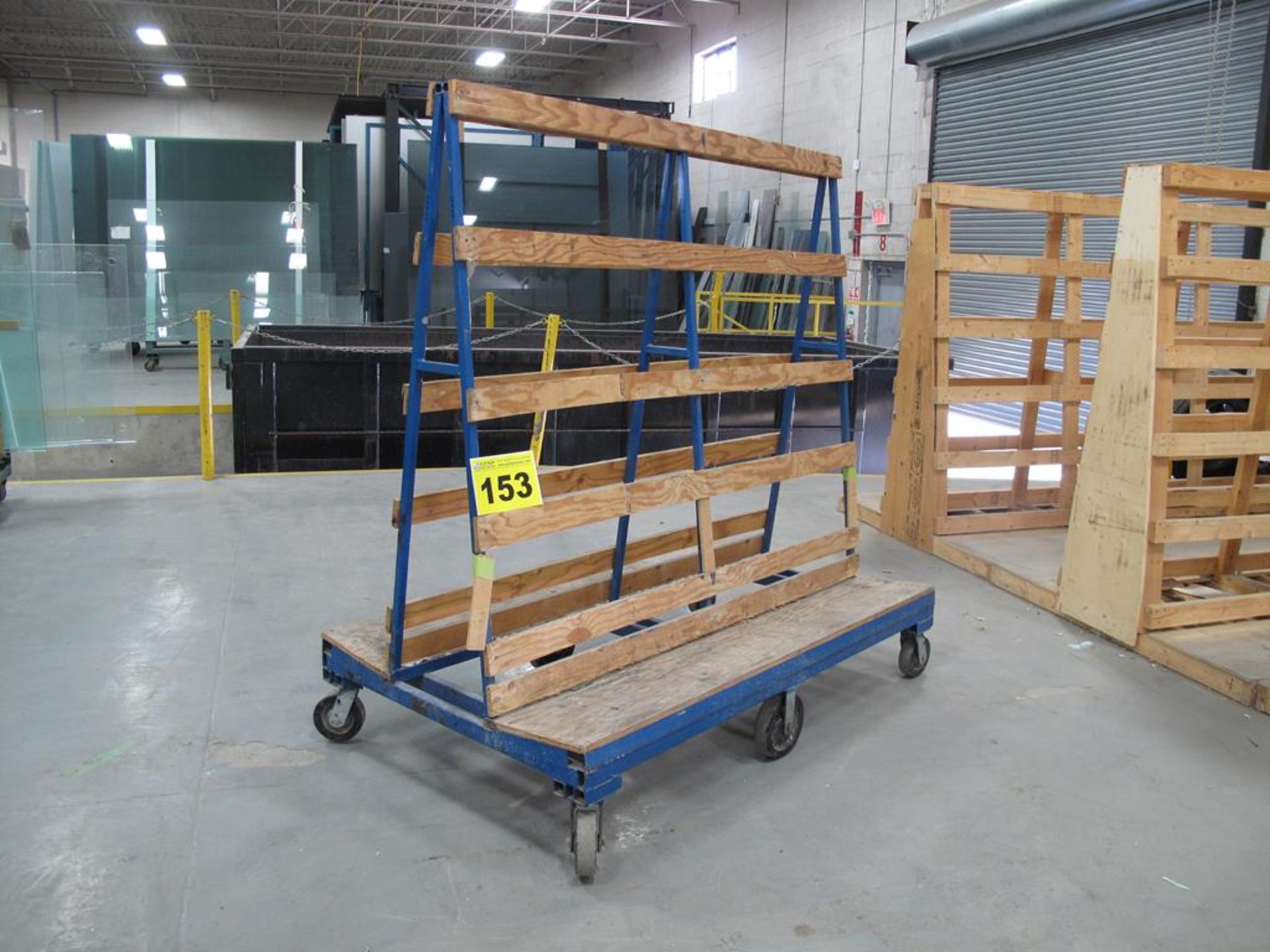 GRF, 3,000 LBS (APPROX.), 5' X 6' X 45", DOUBLE SIDED, 6 CASTER, ROLLING PRODUCTION GLASS RACK