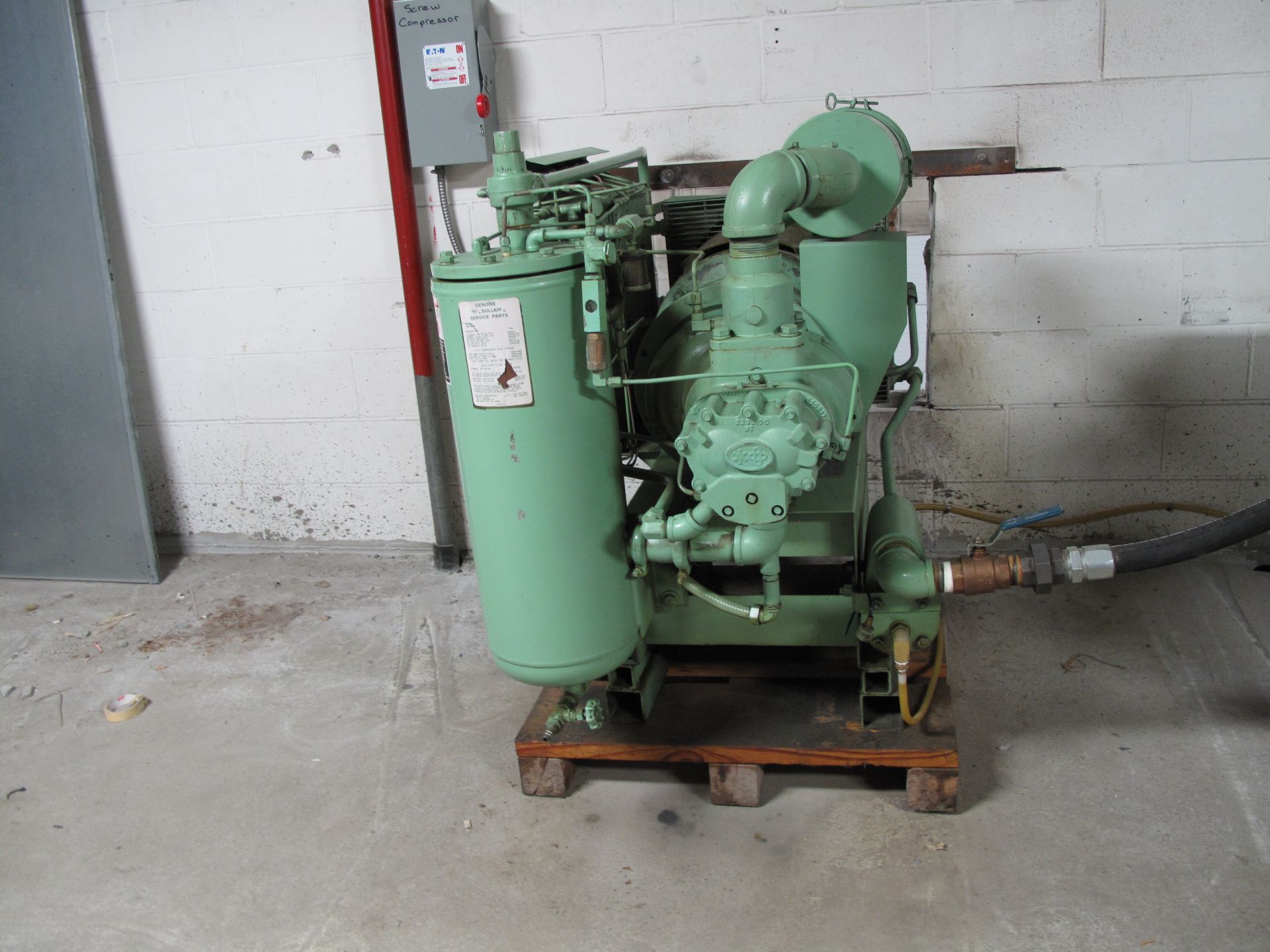 SULLAIR, LS-10, 40 HP, ROTARY SCREW, AIR COMPRESSOR, 125 PSI, 38,384 HOURS, 575 VAC, 3 PH, S/N 003- - Image 3 of 5