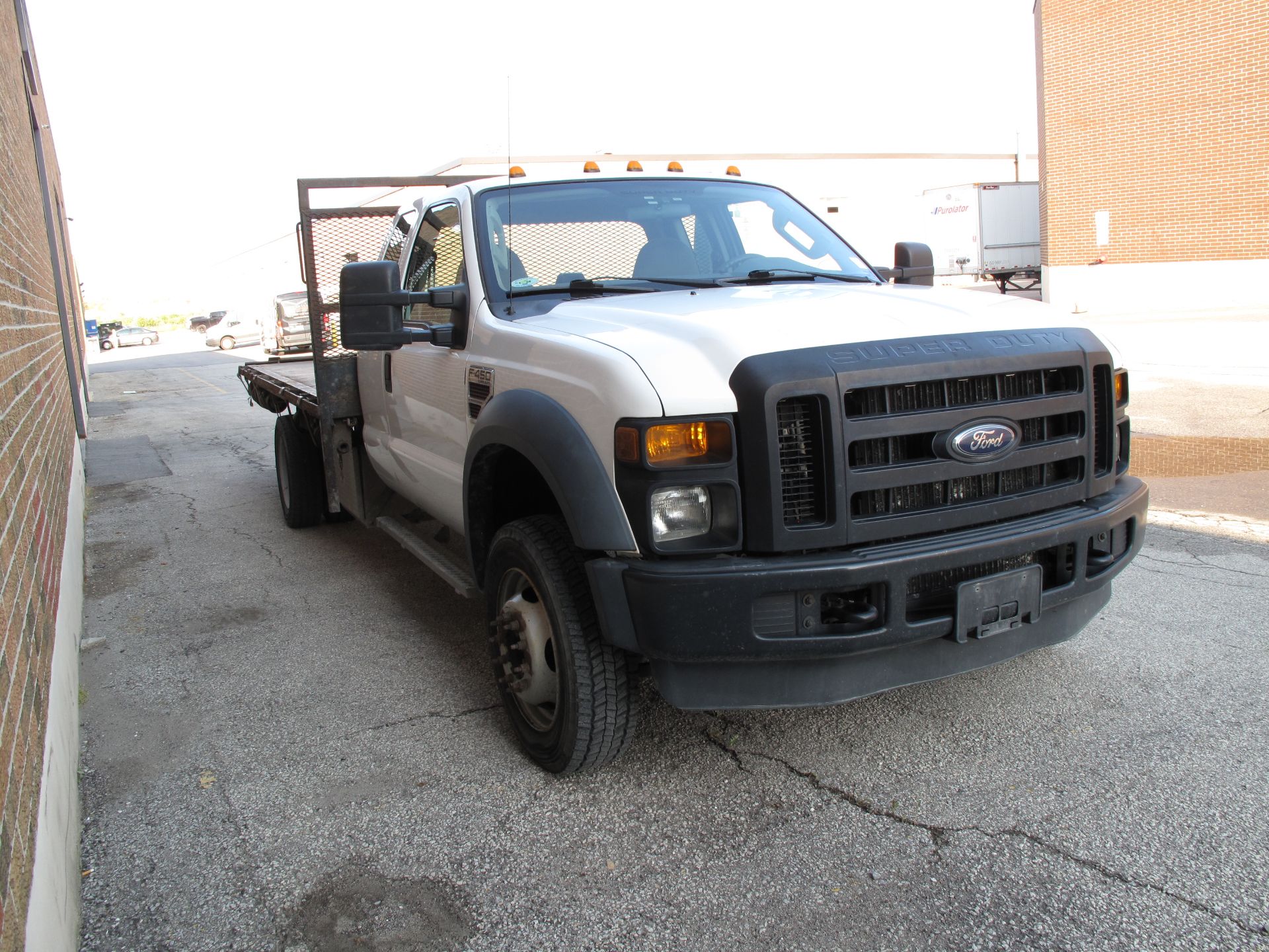 FORD, F-450, 4 X 2, XL SUPER DUTY, EXTENDED CAB, FLATBED PICK-UP TRUCK, DIESEL ENGINE, AUTOMATIC - Image 3 of 31