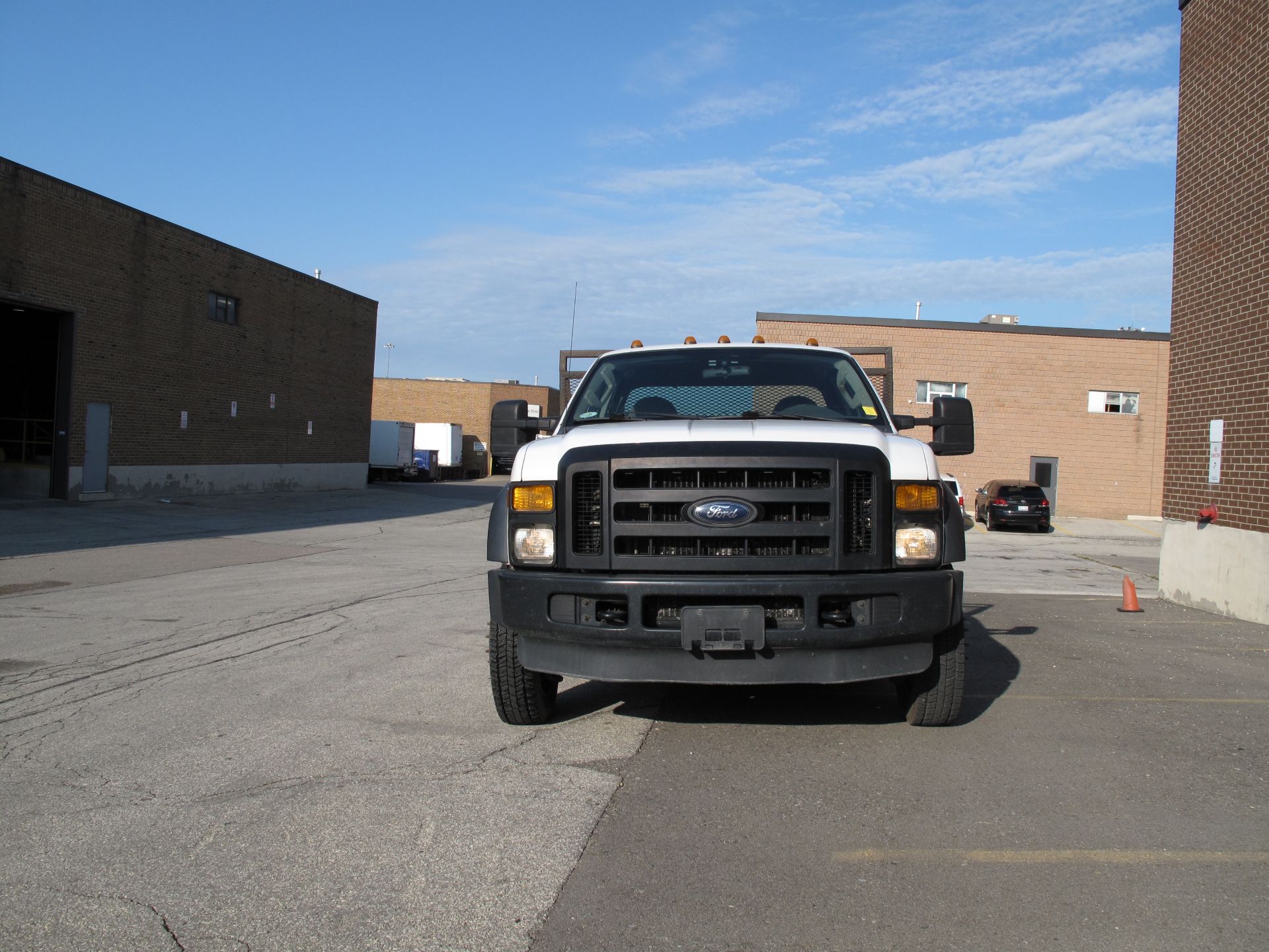 FORD, F-450, 4 X 2, XL SUPER DUTY, EXTENDED CAB, FLATBED PICK-UP TRUCK, DIESEL ENGINE, AUTOMATIC - Image 9 of 31
