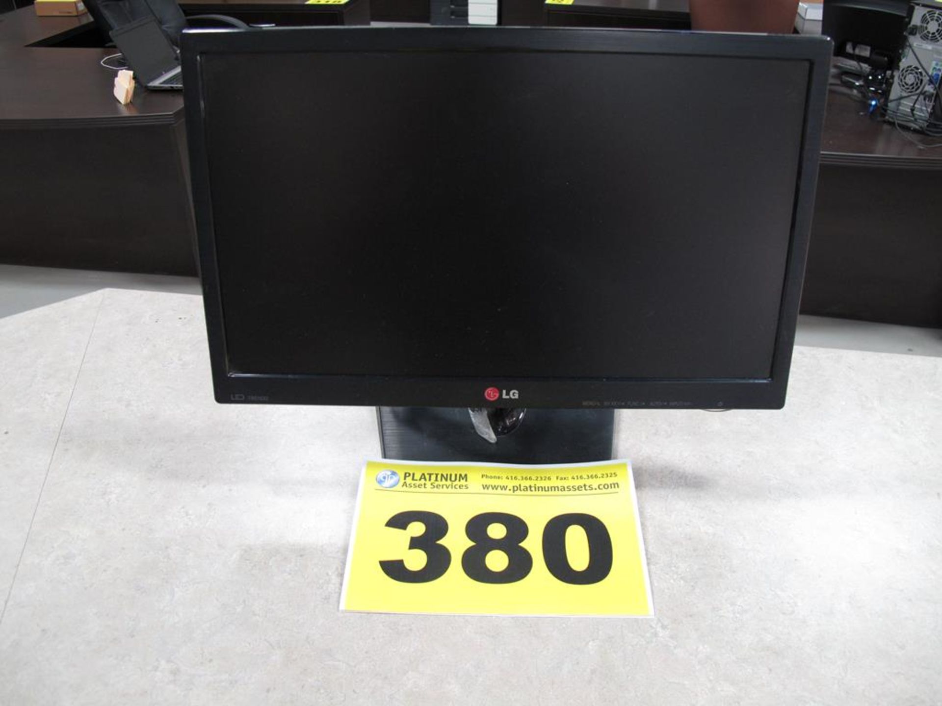 LG, 19NEN33, 19", LED COMPUTER MONITOR, S/N 305NDJX7N604, 2013