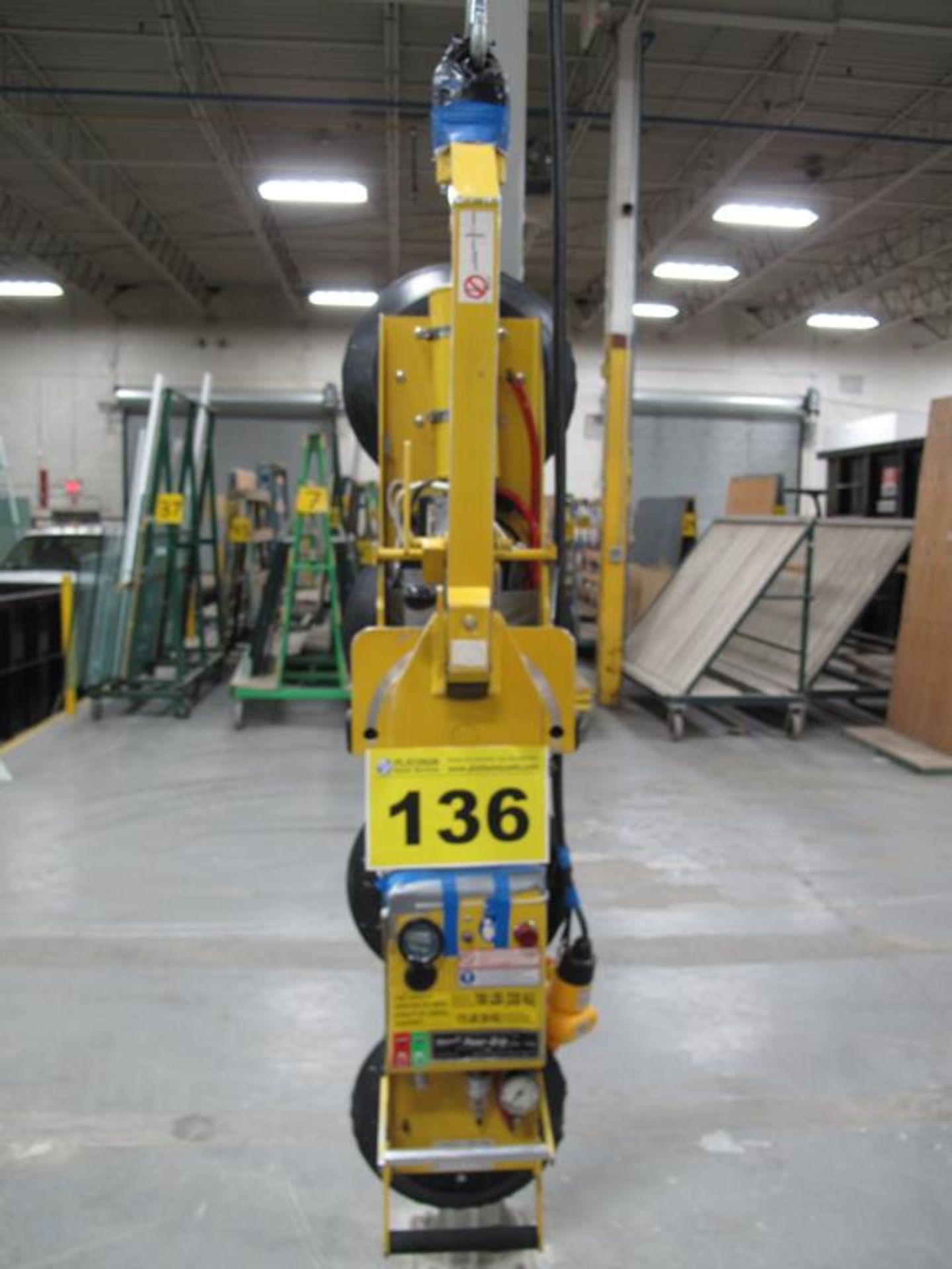 WOODS POWER-GRIP, PC1104DC, 700 LBS, 4 POD VACUUM GLASS LIFTER, 110 VAC, 2010 - Image 2 of 5