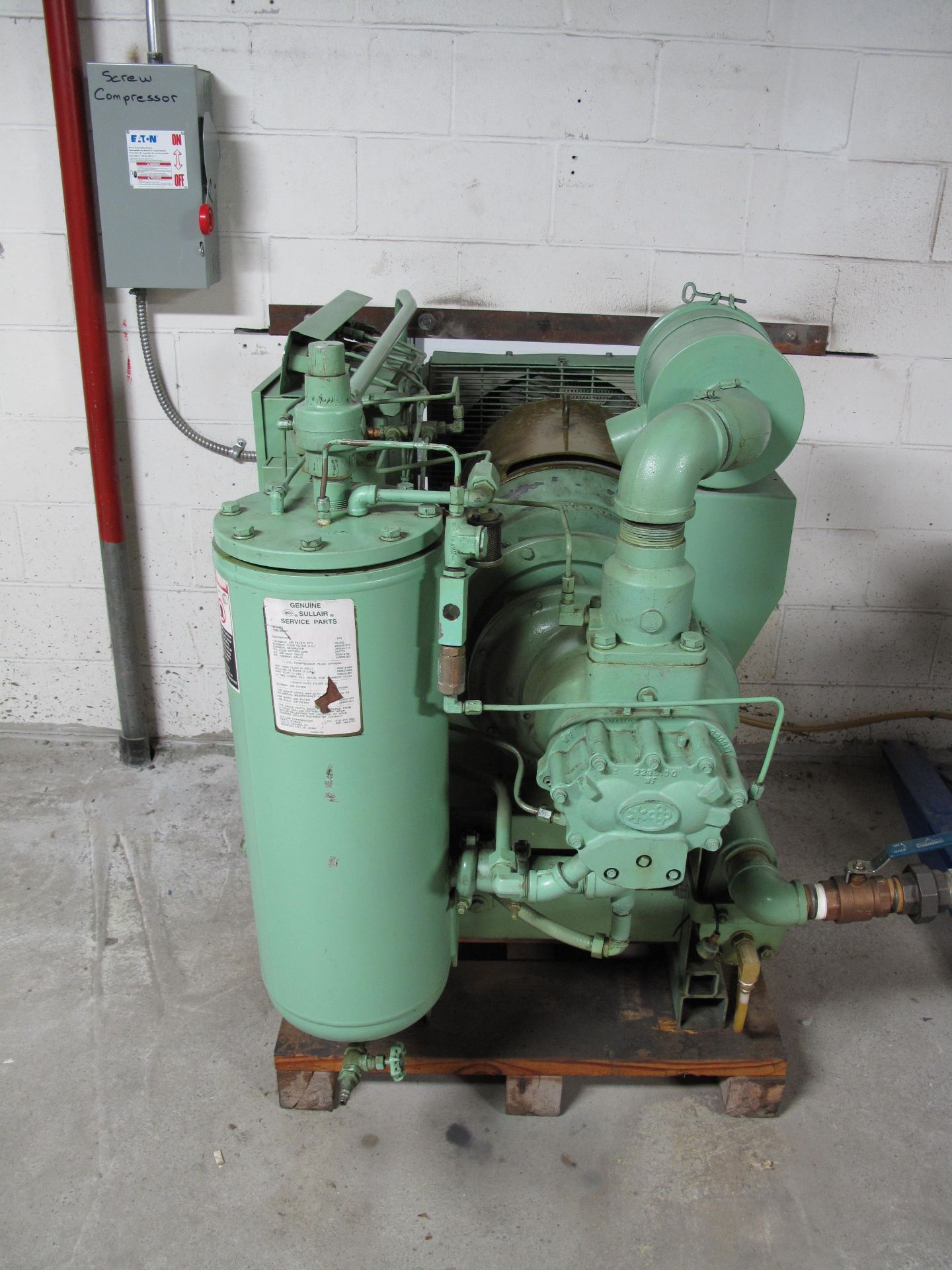 SULLAIR, LS-10, 40 HP, ROTARY SCREW, AIR COMPRESSOR, 125 PSI, 38,384 HOURS, 575 VAC, 3 PH, S/N 003- - Image 2 of 5