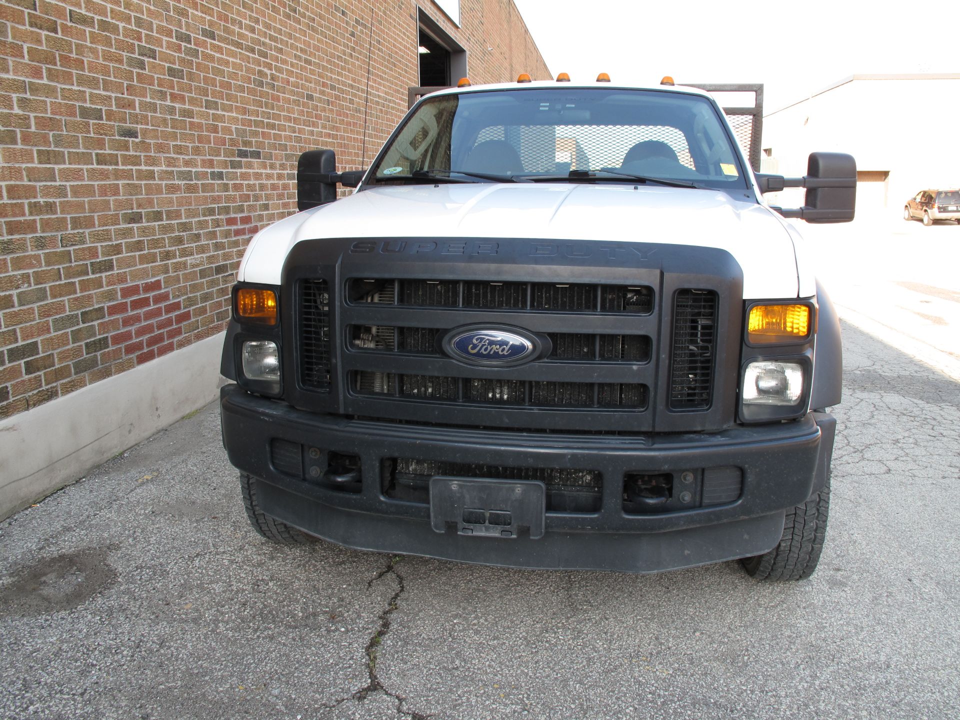 FORD, F-450, 4 X 2, XL SUPER DUTY, EXTENDED CAB, FLATBED PICK-UP TRUCK, DIESEL ENGINE, AUTOMATIC - Image 4 of 31