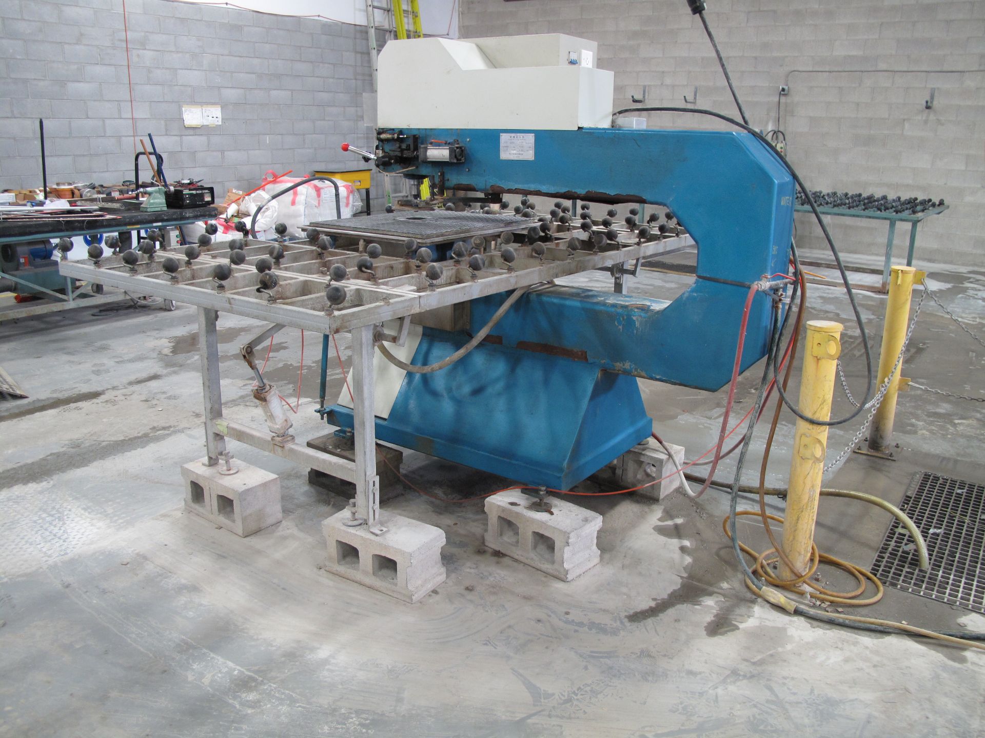 BEIJIANG, BZ0213AL, AUTOMATIC GLASS DRILLING MACHINE - Image 8 of 10