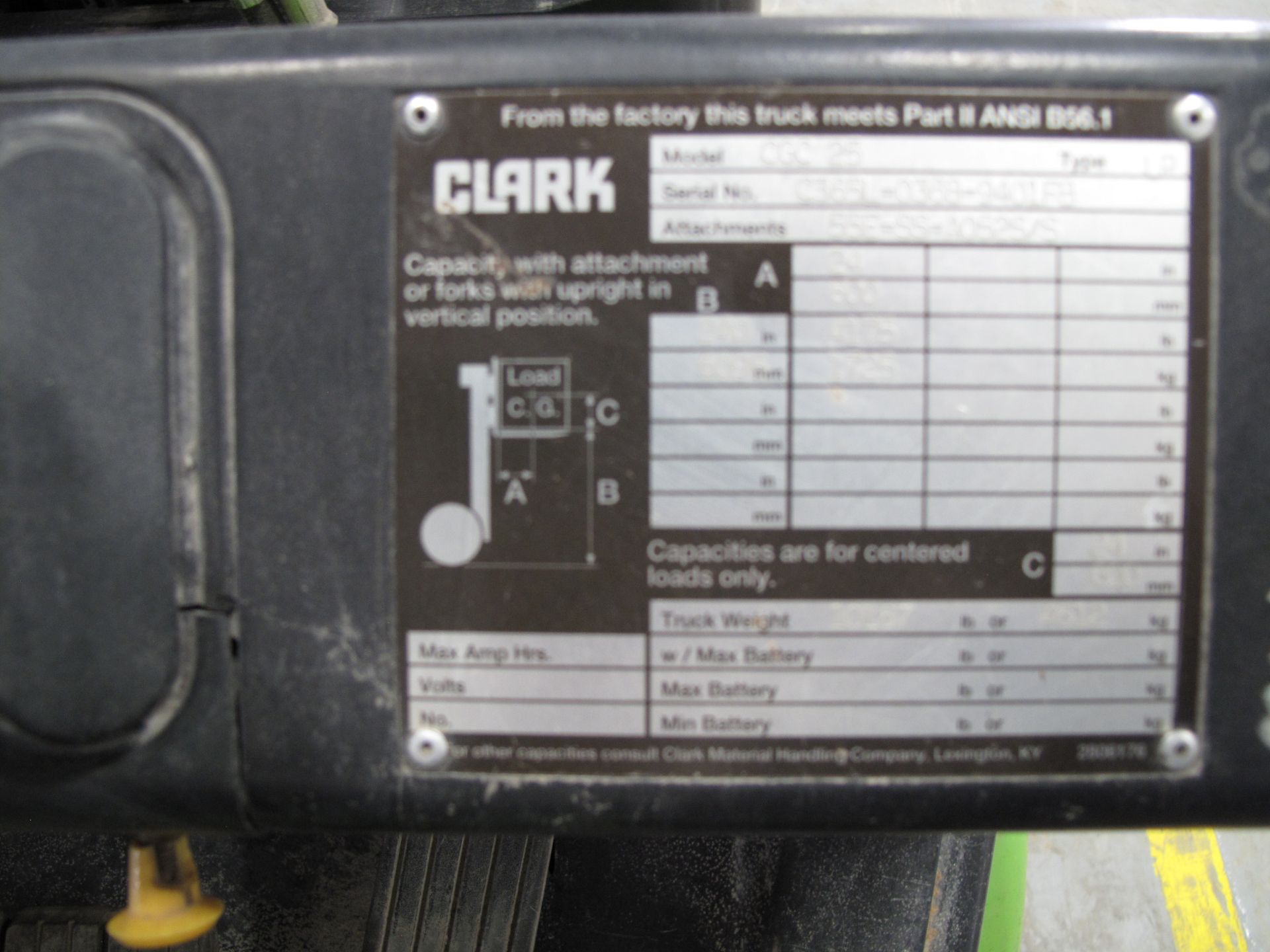 CLARK, CGC 25, 4,175 LBS, 4 STAGE, LPG FORKLIFT WITH SIDESHIFT, 240" MAXIMUM LIFT, 6,041 HOURS, S/ - Image 8 of 8