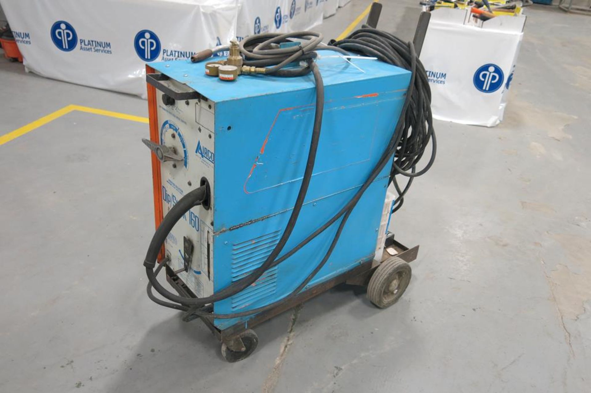 AIRCO, 200 AMP, ARC WELDER WITH MIG WIRE FEED ATTACHMENT, 220 VAC, SINGLE PHASE - Image 3 of 8