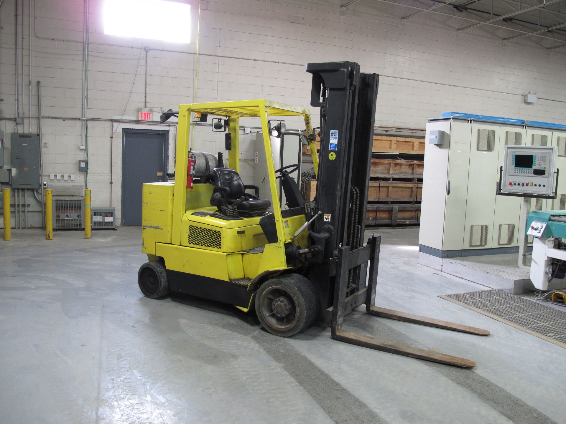 HYSTER, S120XMS-PRS, 12,000 LBS, 3 STAGE, LPG FORKLIFT, 48" FORKS, 208" MAXIMUM LIFT, 9,701 HOURS, - Image 5 of 7