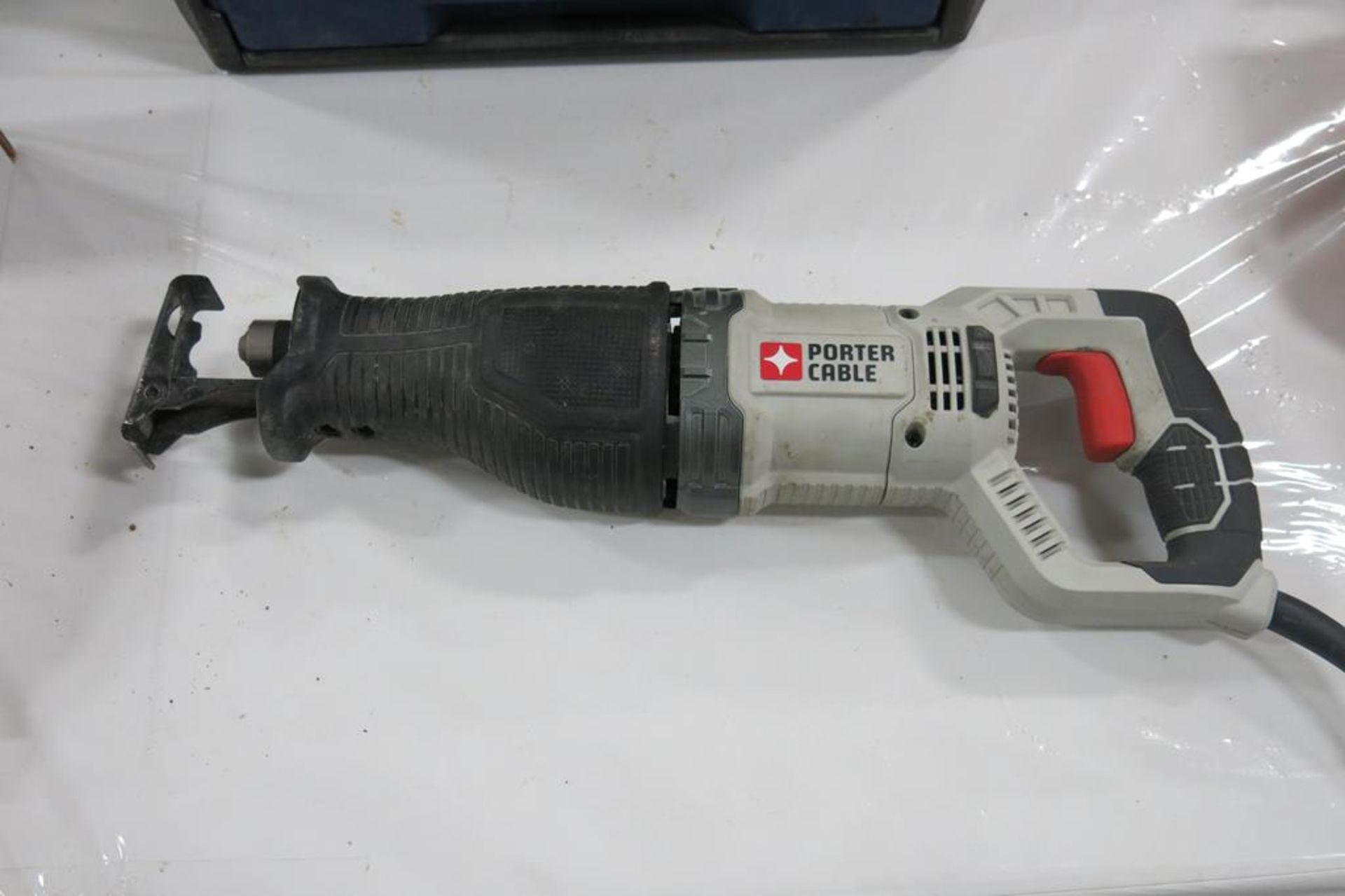 PORTER-CABLE, PCE360, RECIPROCATING, VARIABLE SPEED SAWZALL, 110 VAC - Image 2 of 3