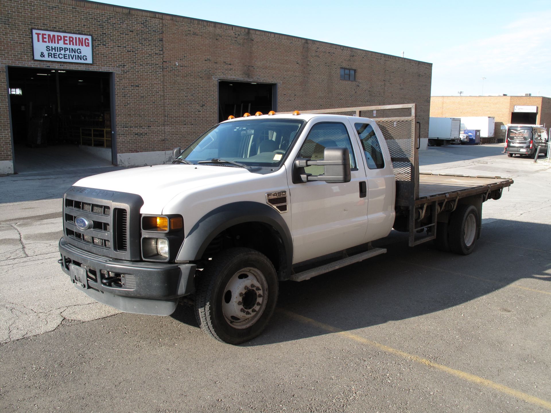 FORD, F-450, 4 X 2, XL SUPER DUTY, EXTENDED CAB, FLATBED PICK-UP TRUCK, DIESEL ENGINE, AUTOMATIC - Image 10 of 31